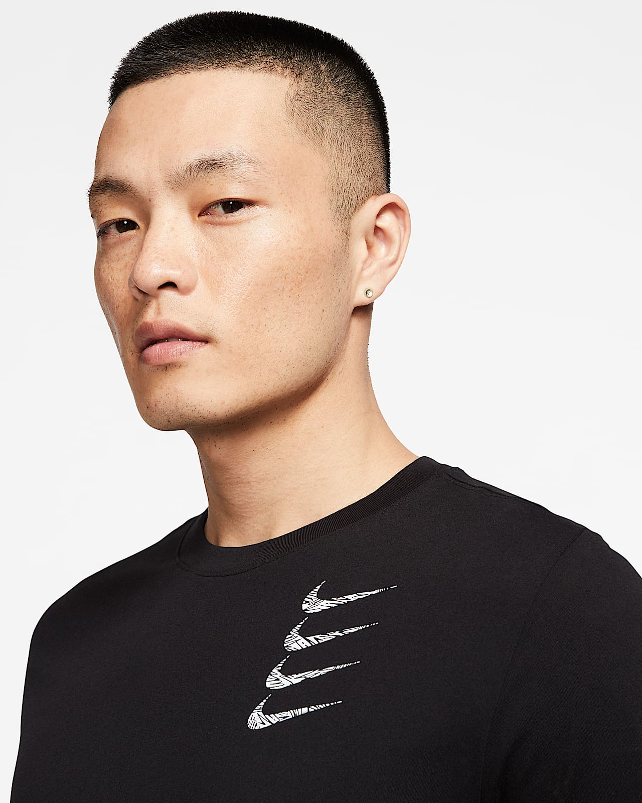Nike公式 ナイキ Dri Fit メンズ グラフィック トレーニング Tシャツ オンラインストア 通販サイト