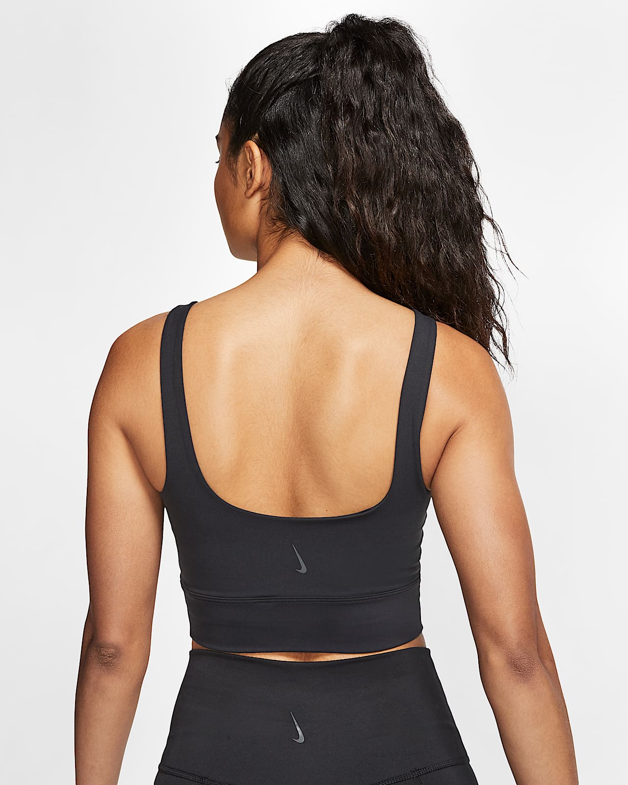 nike yoga luxe women's infinalon cropped tank