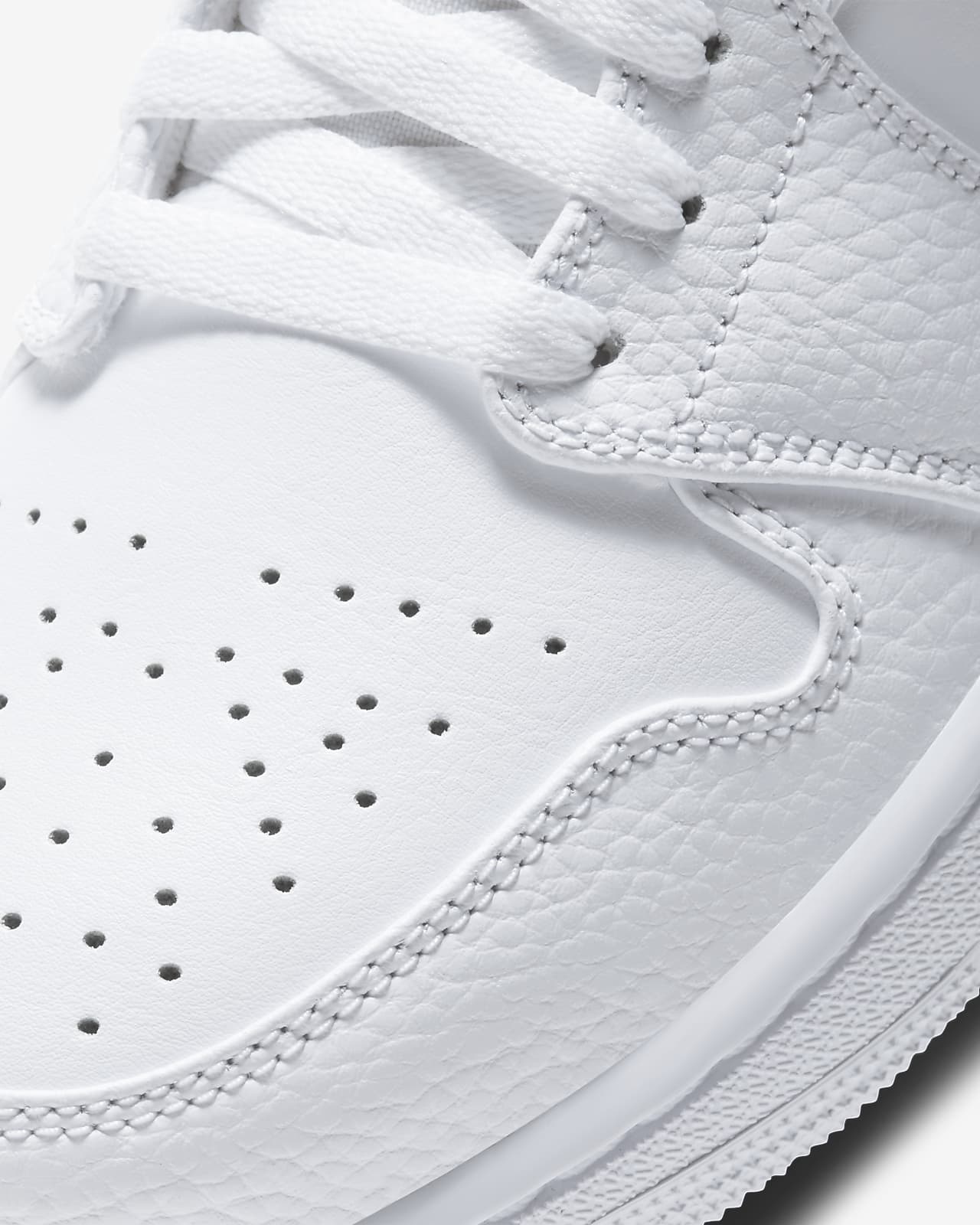 nike air jordan 1 mid sneakers in white