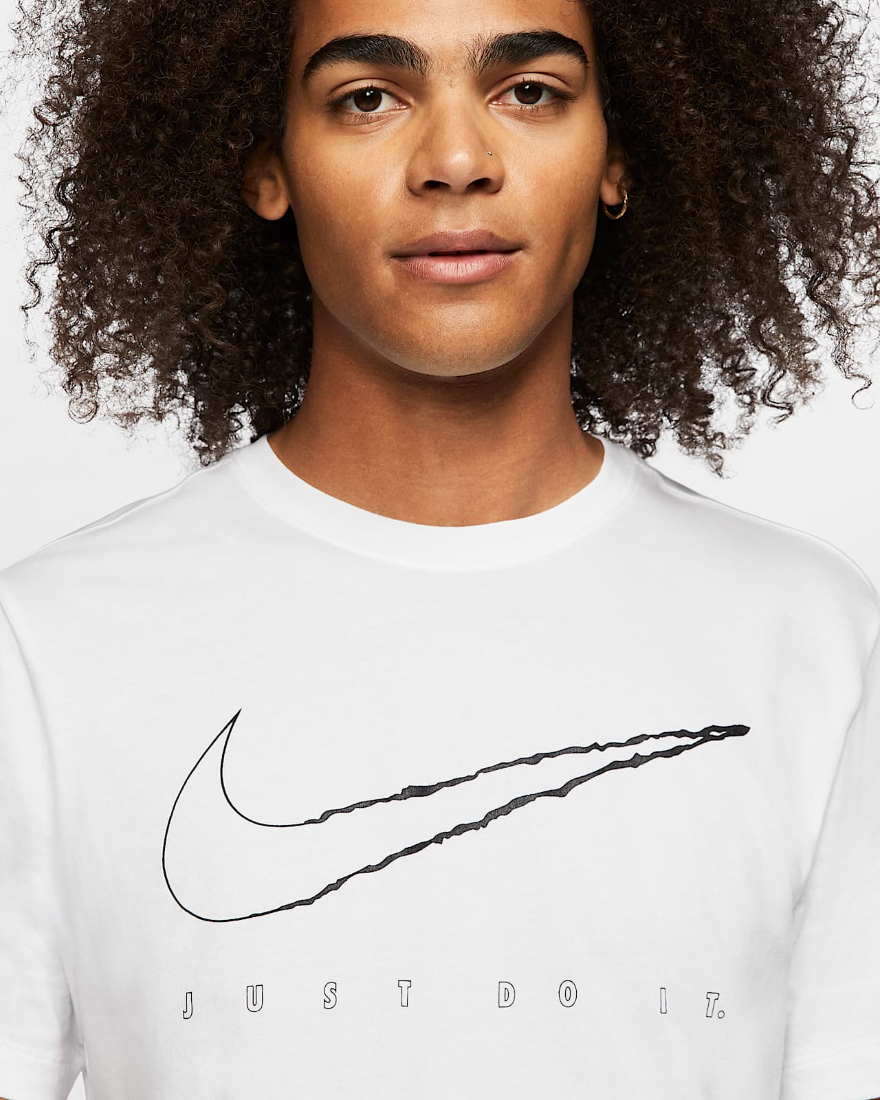 nike t shirt tick in middle