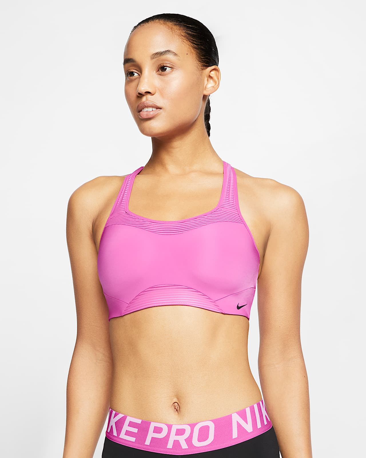 Bra deportivo a rayas con almohadillas de alta sujeción para mujer Nike  Alpha. Nike MX