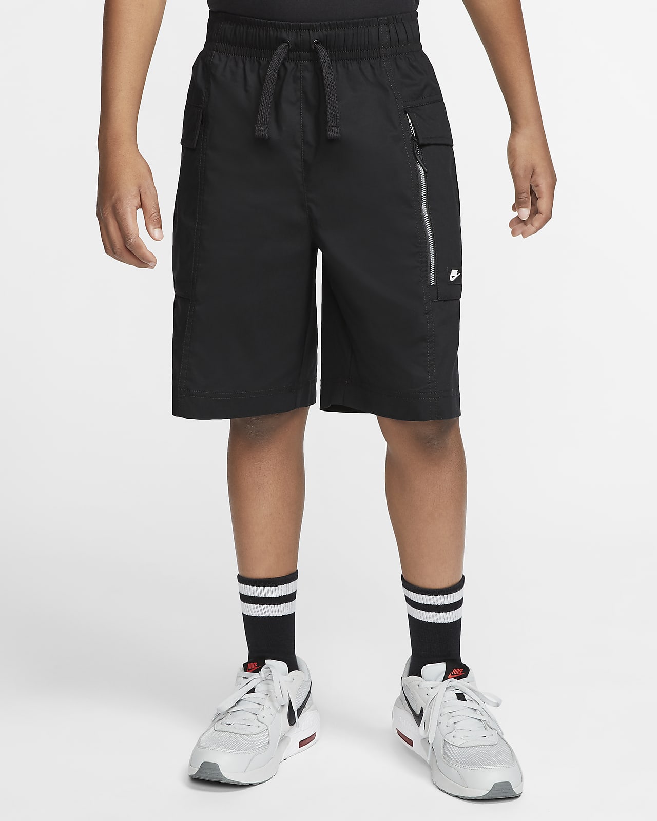 short cargo nike