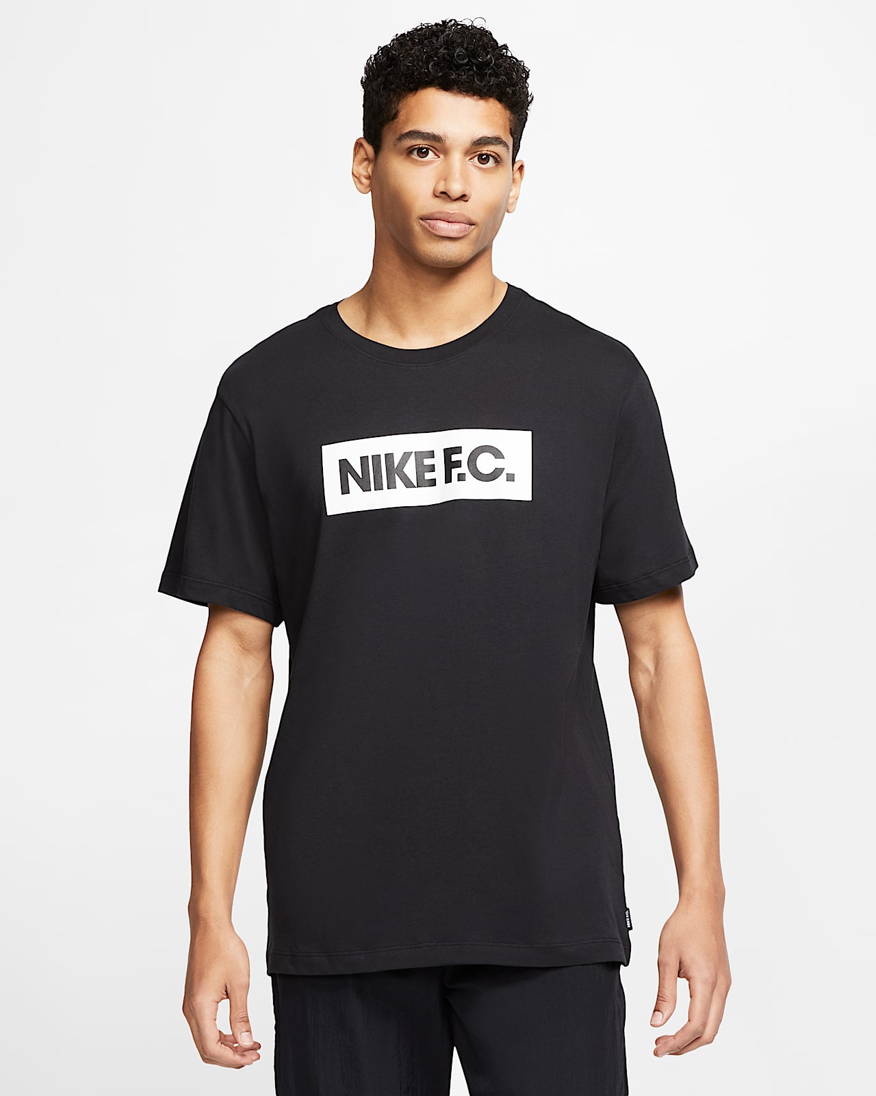 Nike F.C. fotball T skjorte til herre. Nike NO Nike F.C. fotball T skjorte til herre. Nike NO