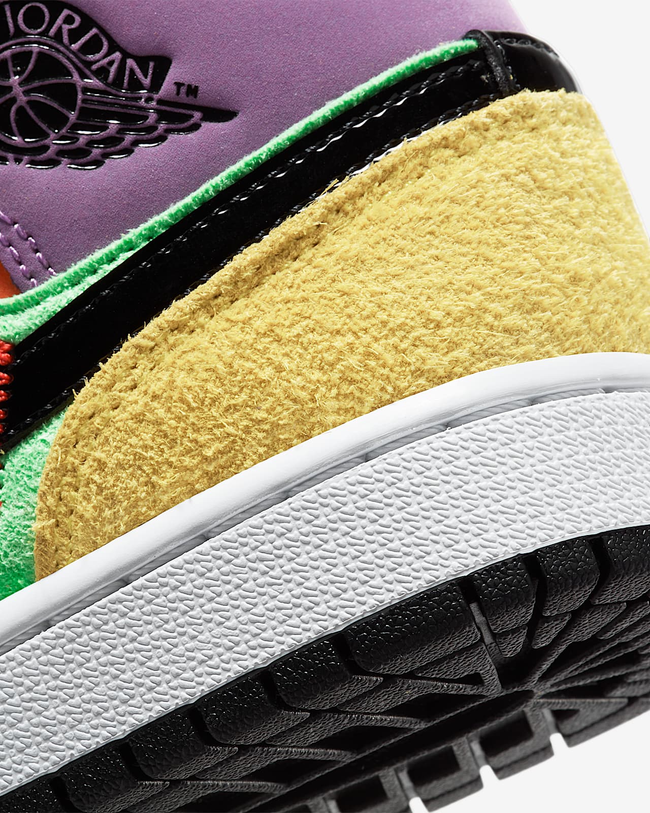 light bulb jordan 1 mid