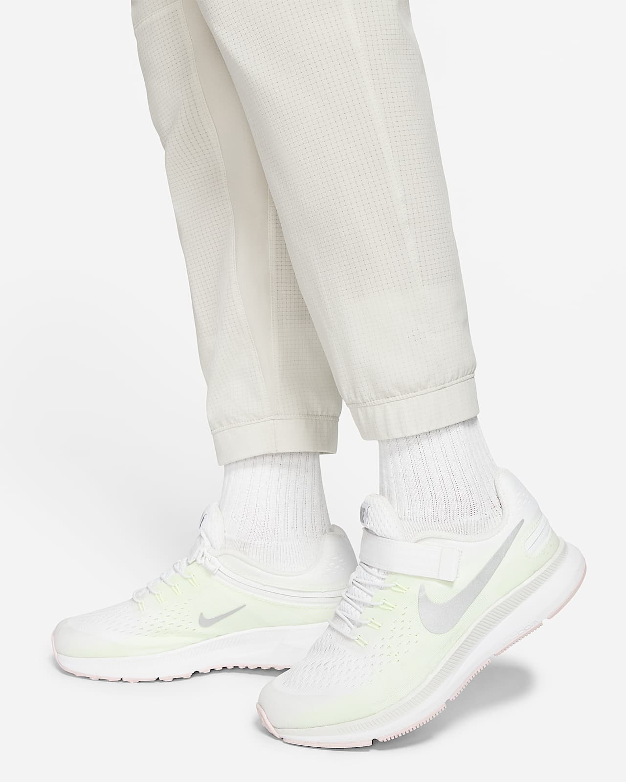 nike tech pants boys