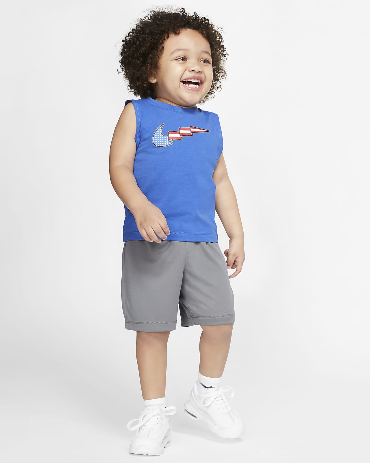 Nike Baby (12-24M) Top and Shorts Set 