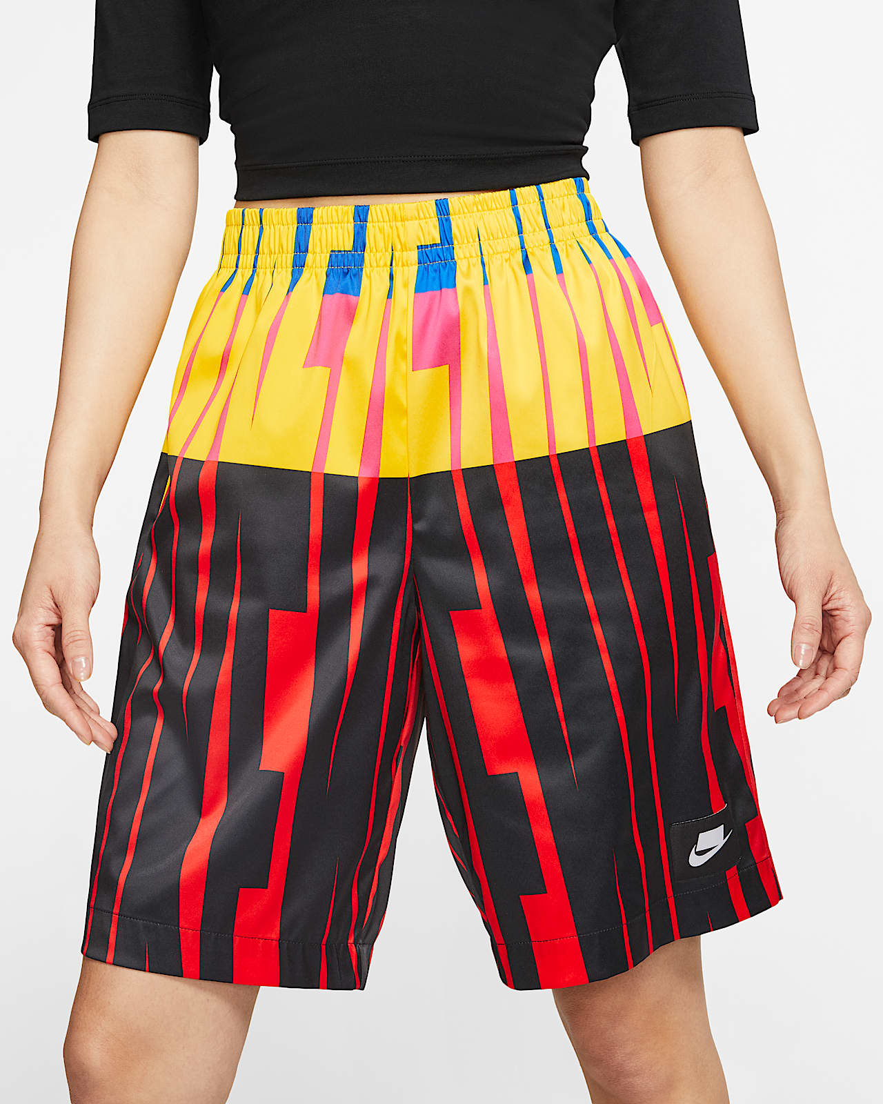 women's nike sportswear allover print woven shorts