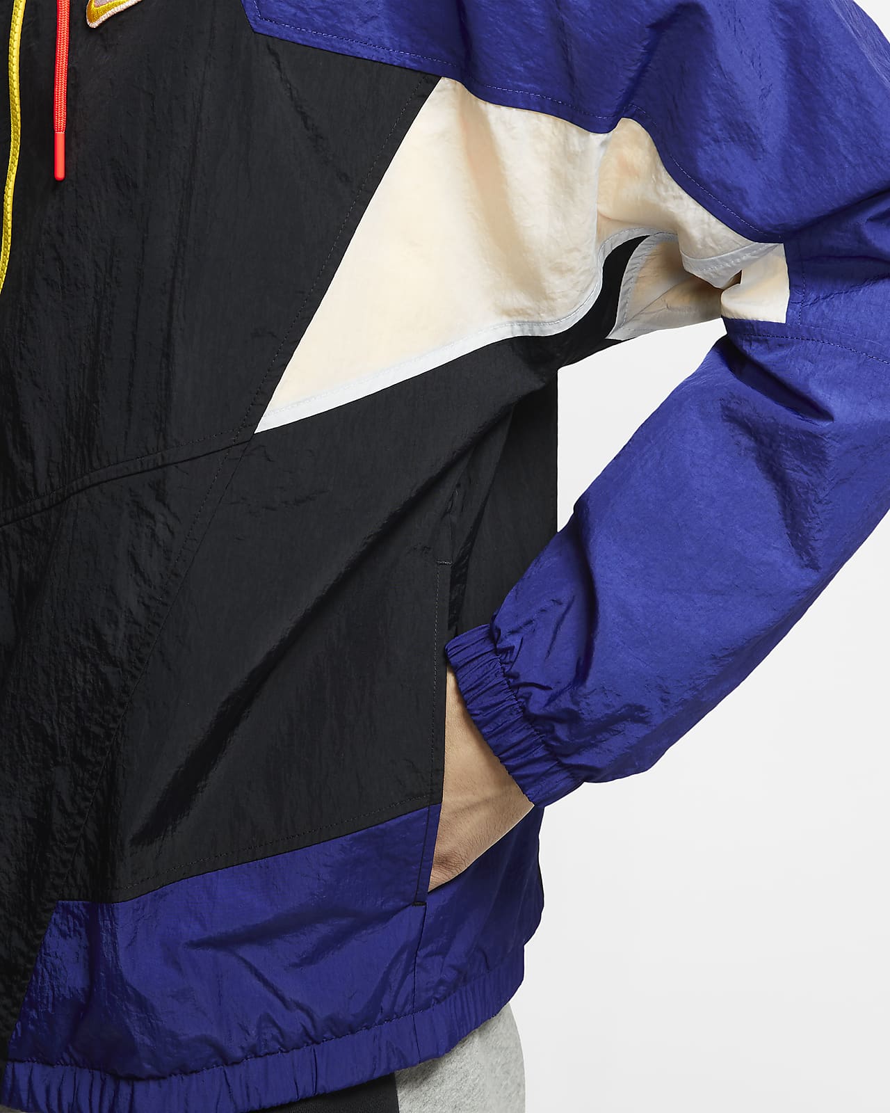 women's nike sportswear woven heritage wind jacket