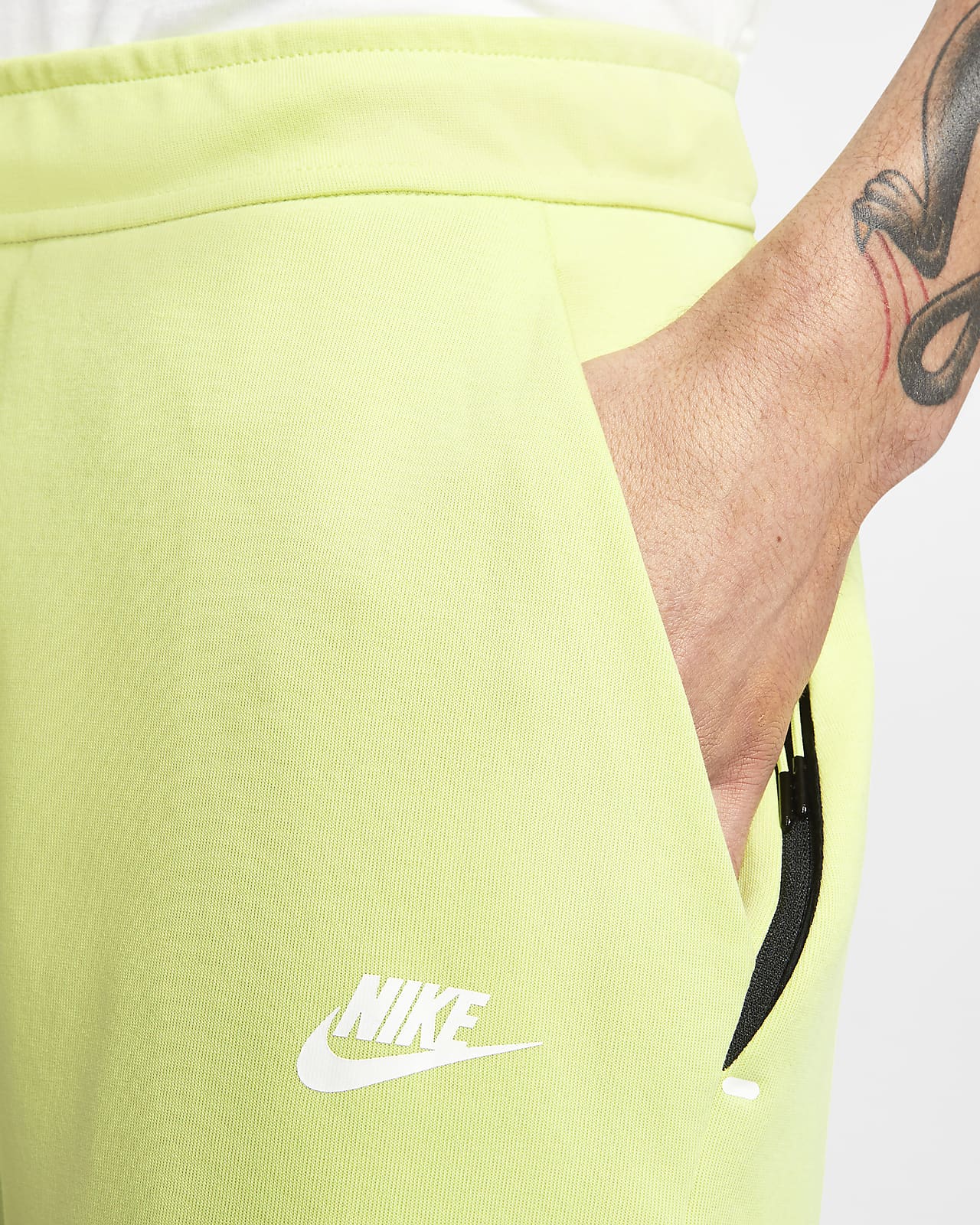 nike tech fleece shorts sizing