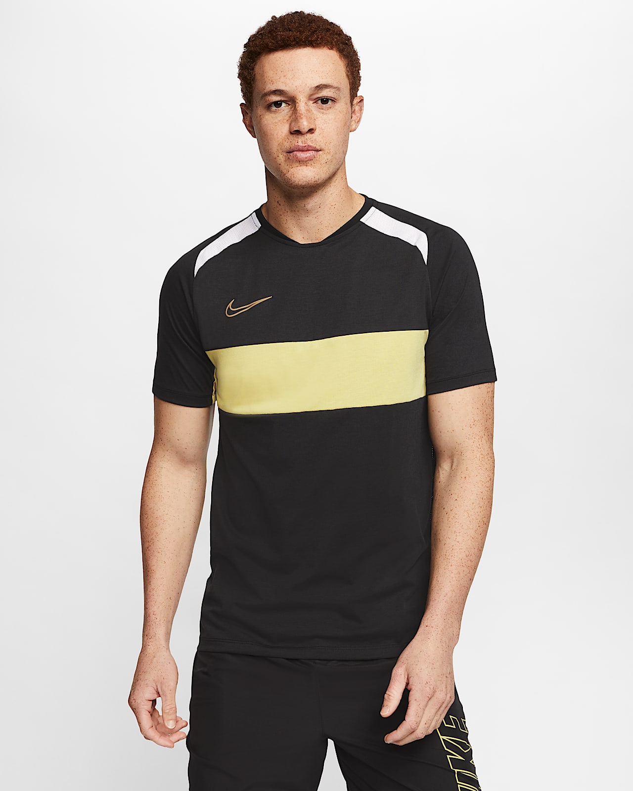 nike dri fit shorts and top