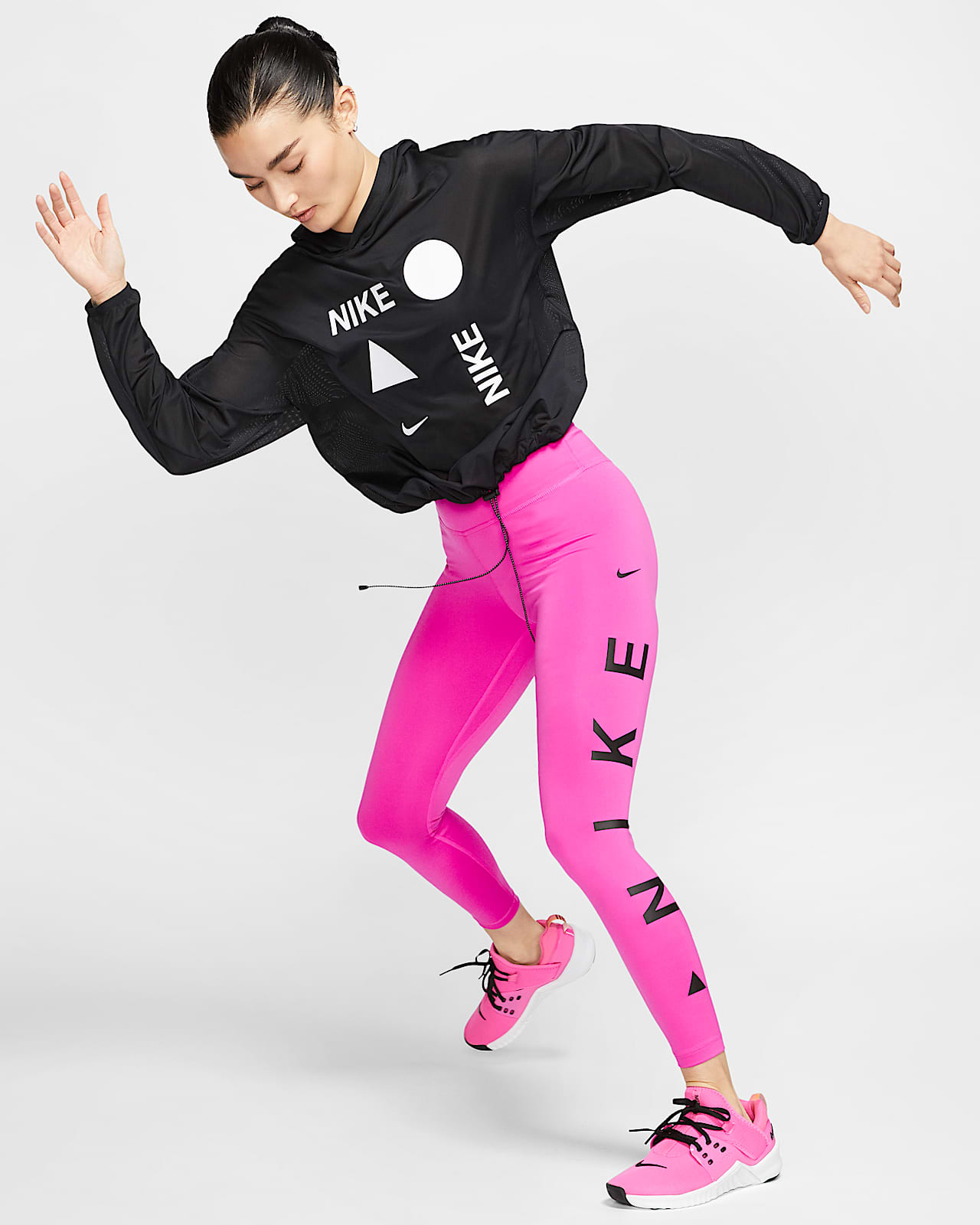 nike performance icon clash graphic