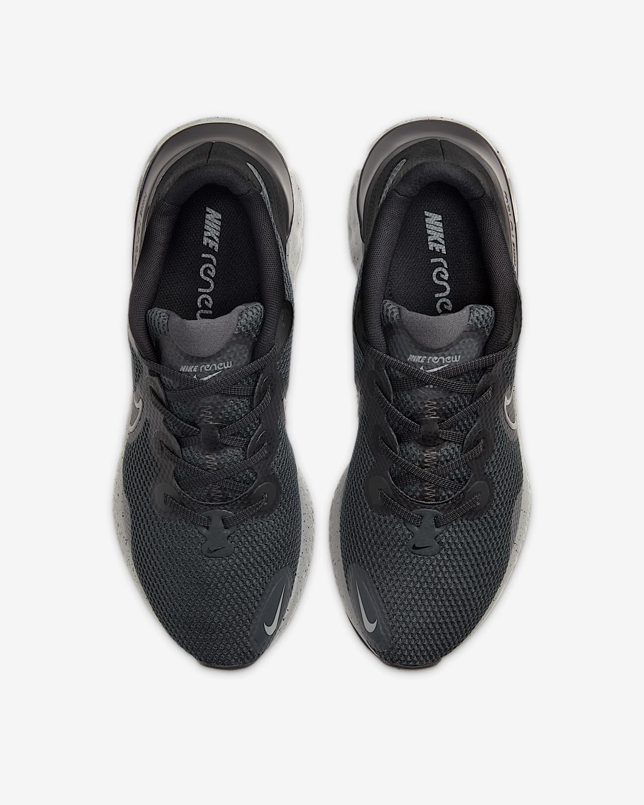 full black sports shoes