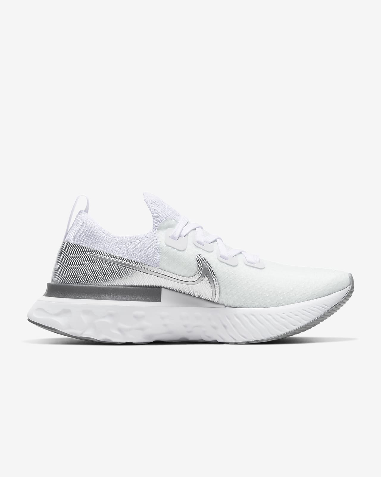 womens black white nike running shoes