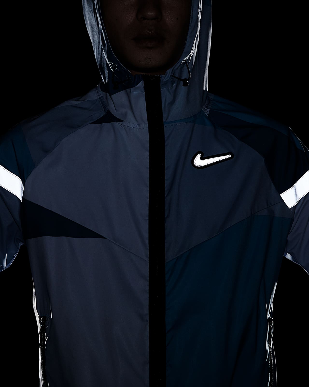 nike run wild jacket