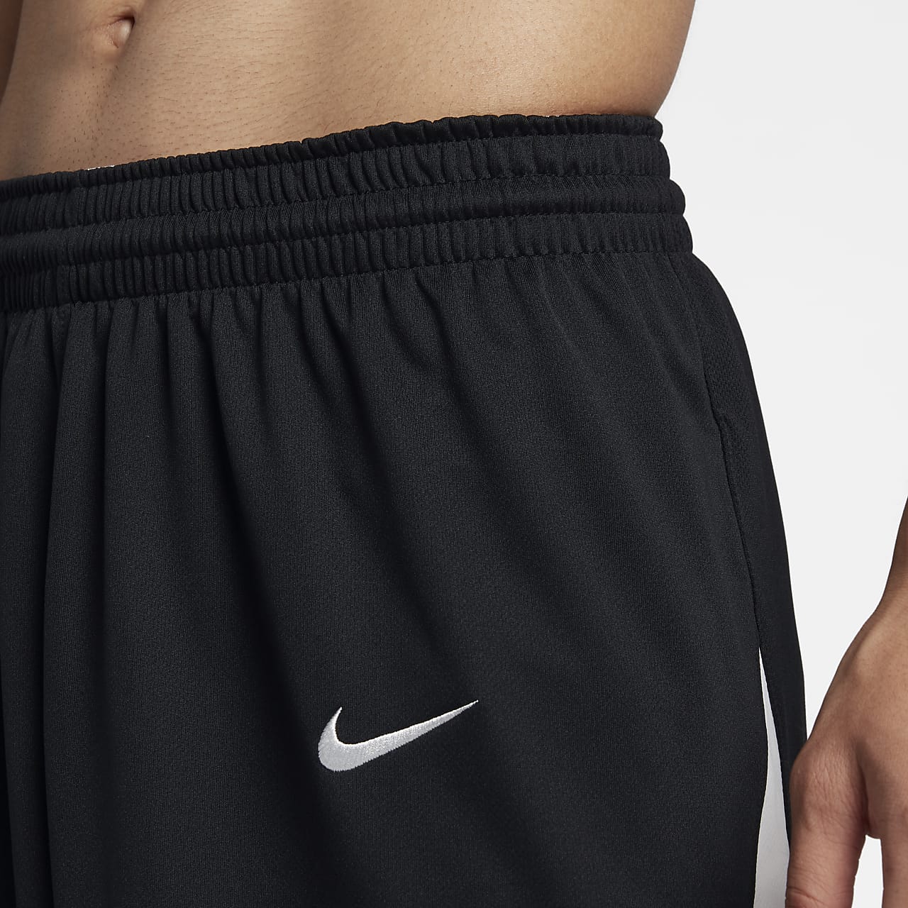 all black nike basketball shorts