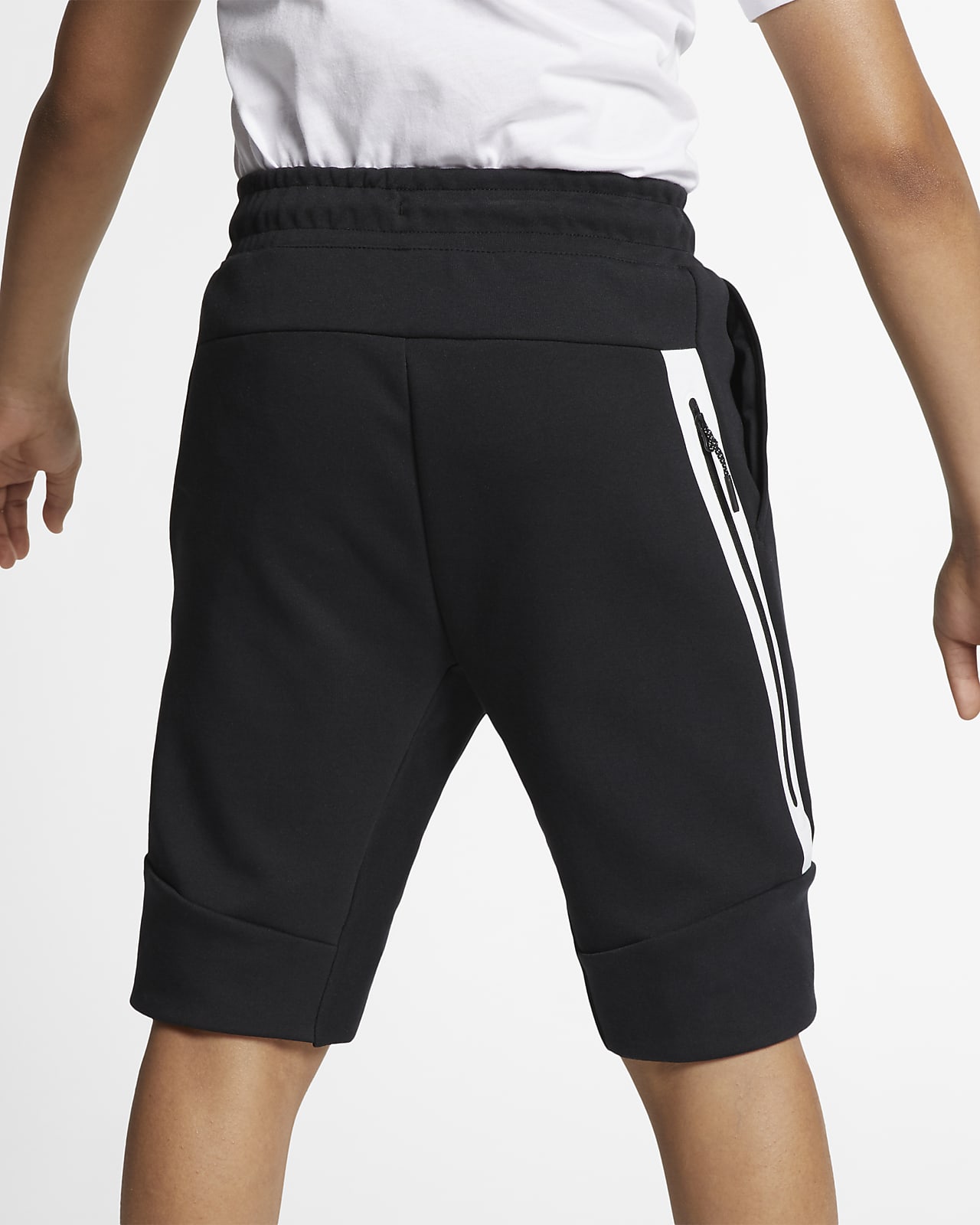 boys nike tech fleece shorts