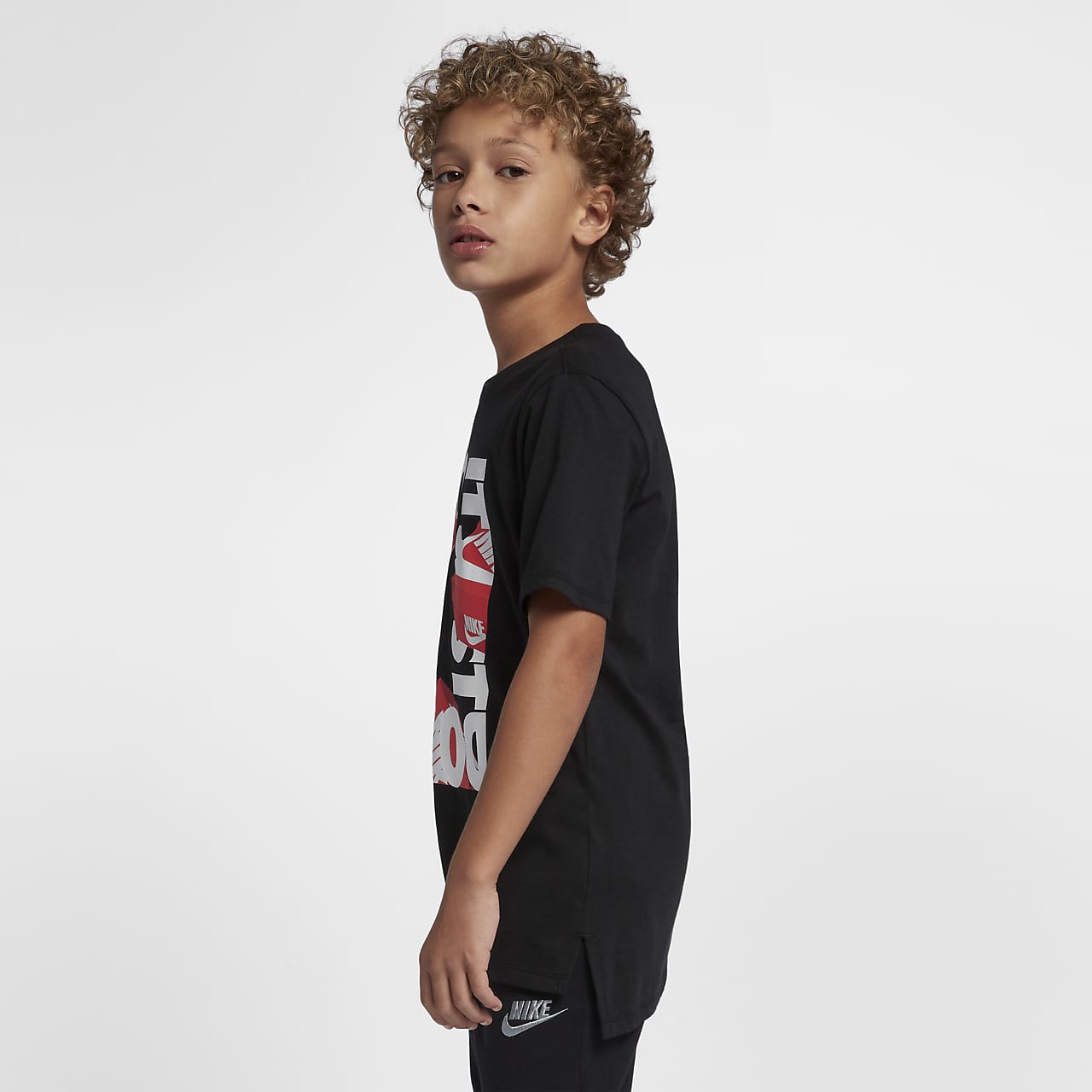 Nike Sportswear Older Kids' (Boys') Just Do It T-Shirt. Nike AE
