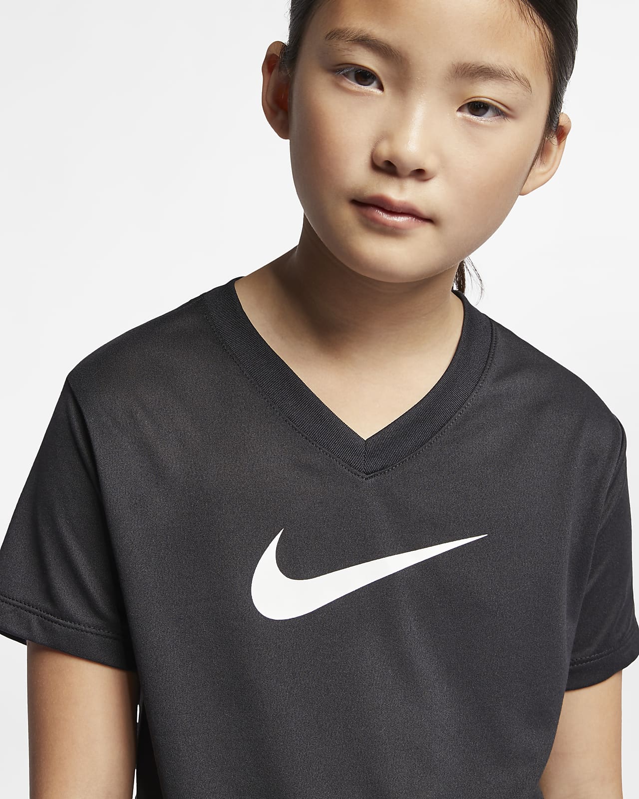 Nike Dri-FIT Older Kids' Swoosh Training T-Shirt. Nike LU