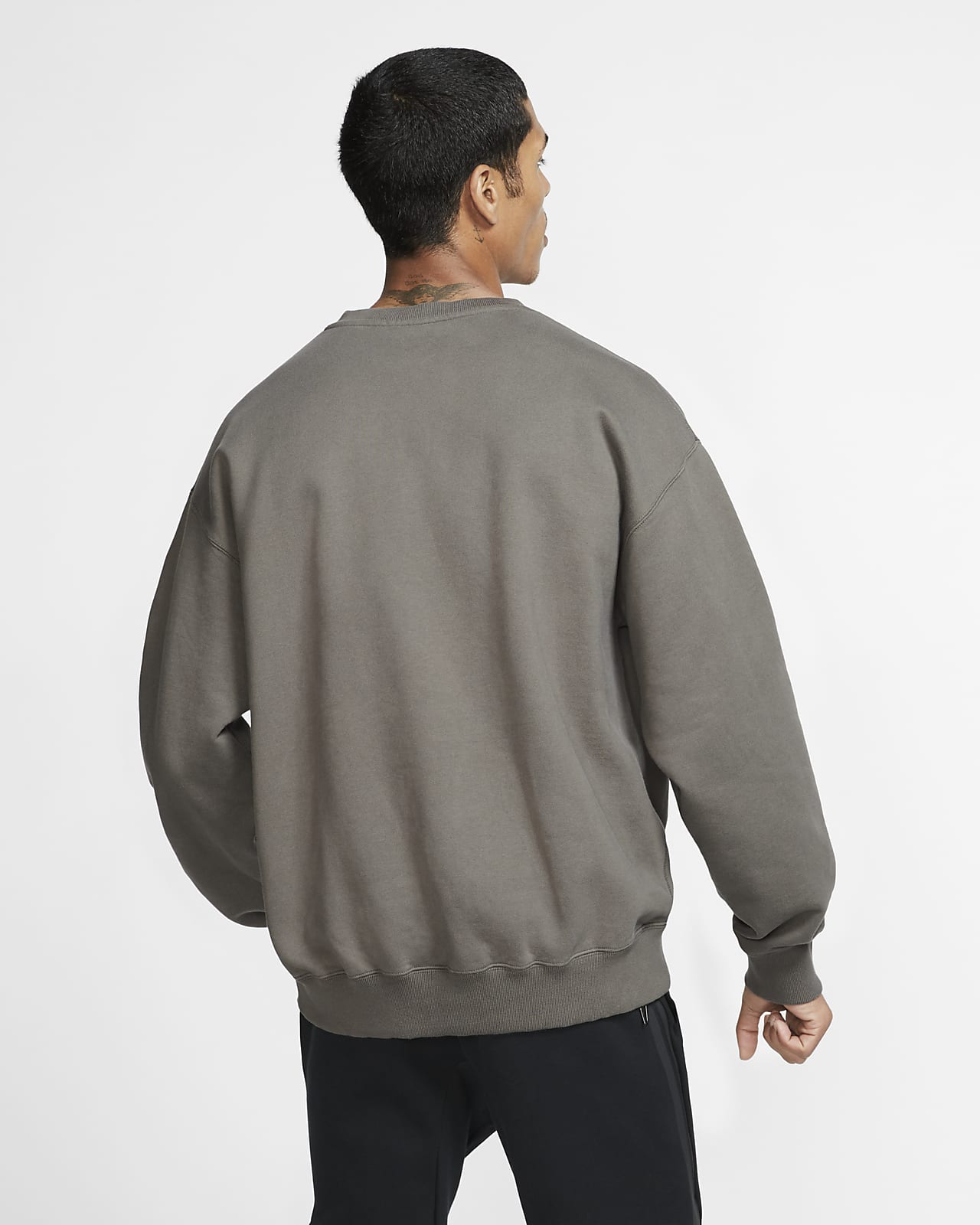 nikelab crew sweatshirt in ridgerock
