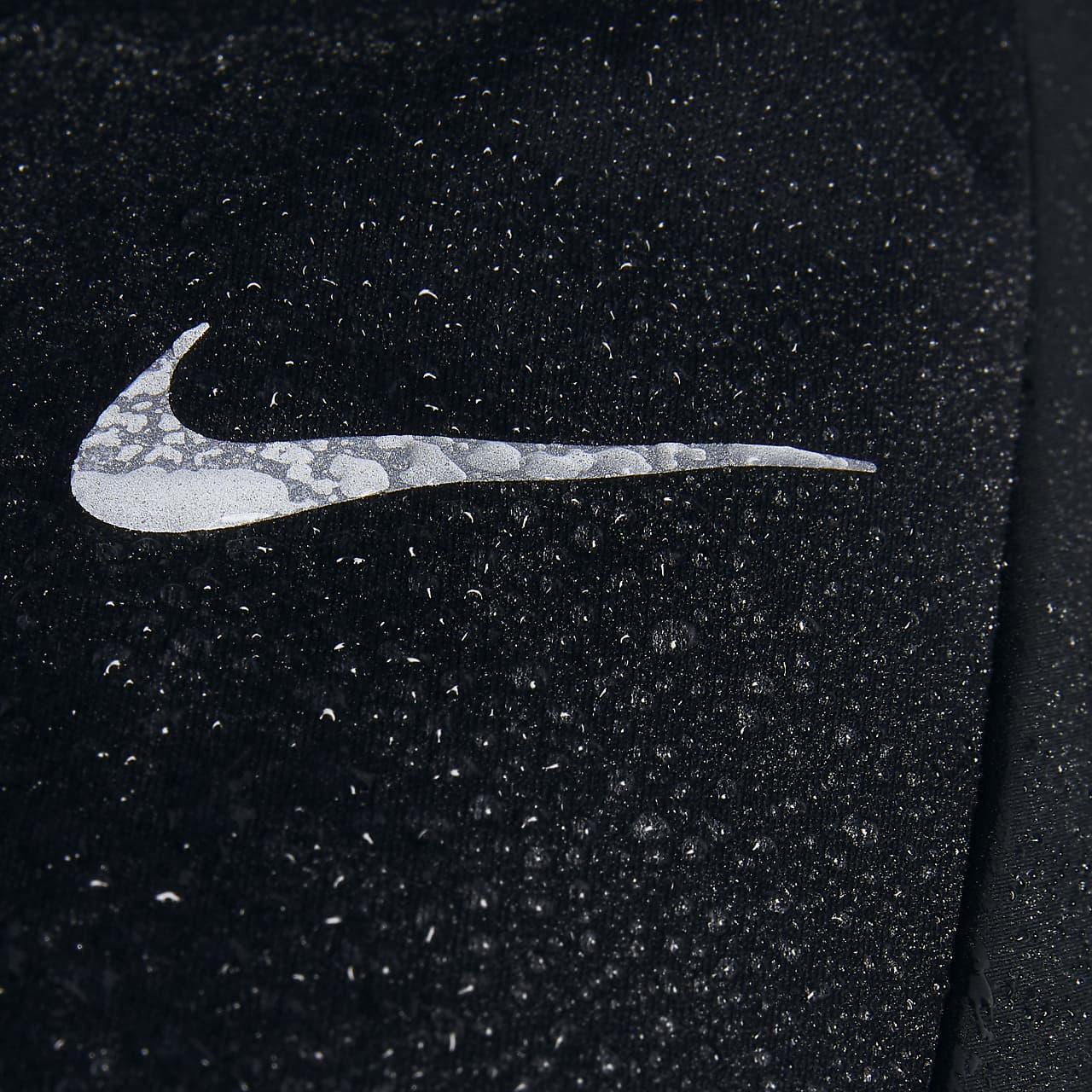 nike shield utility run division