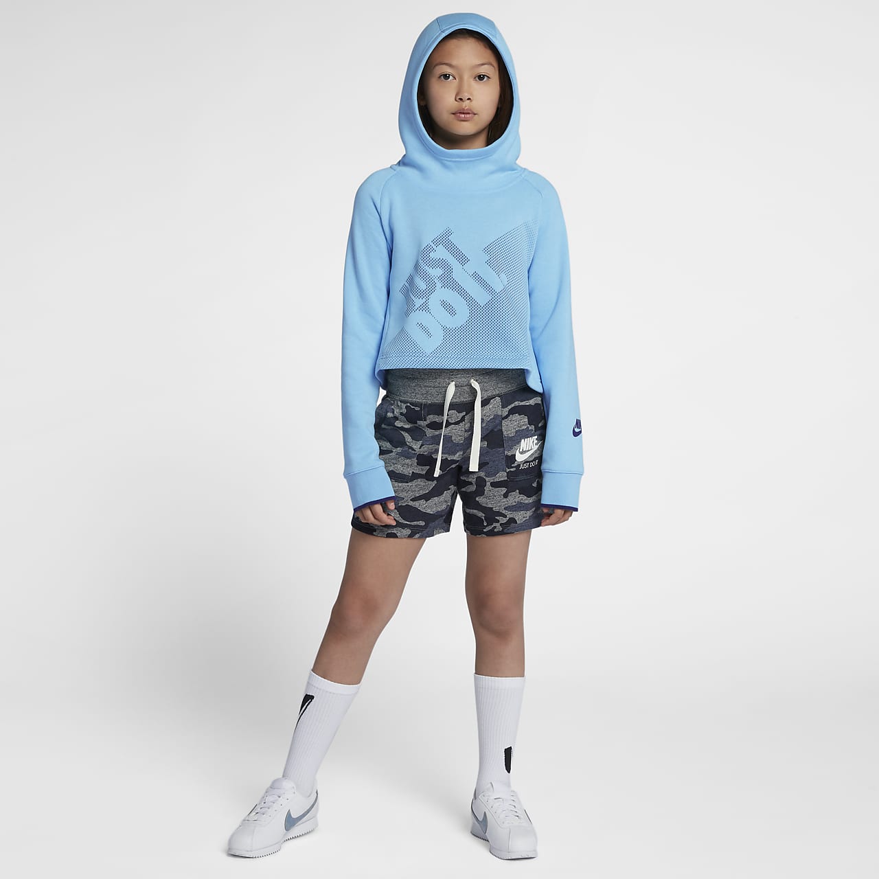 nike cropped pullover hoodie