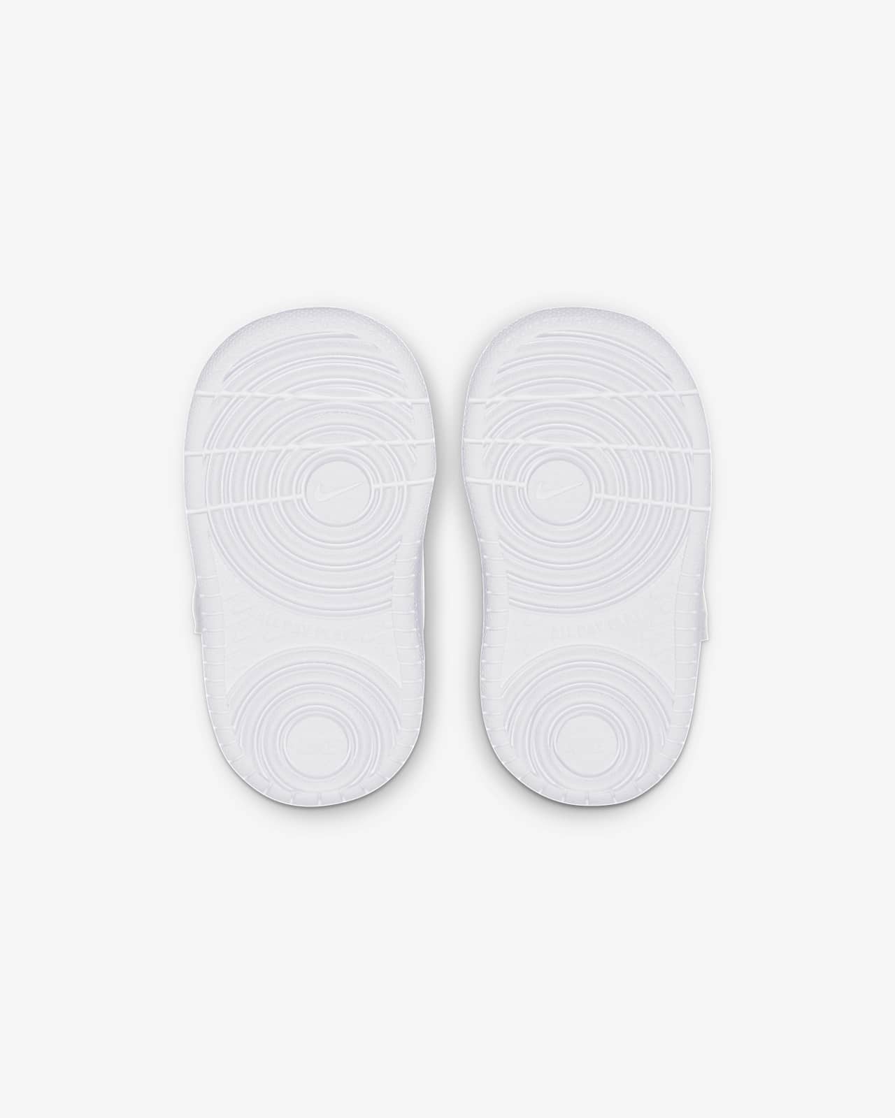Nike Court Borough Low 2 sko til sped småbarn. Nike NO Nike Court Borough Mid 2 sko til sped småbarn. Nike NO