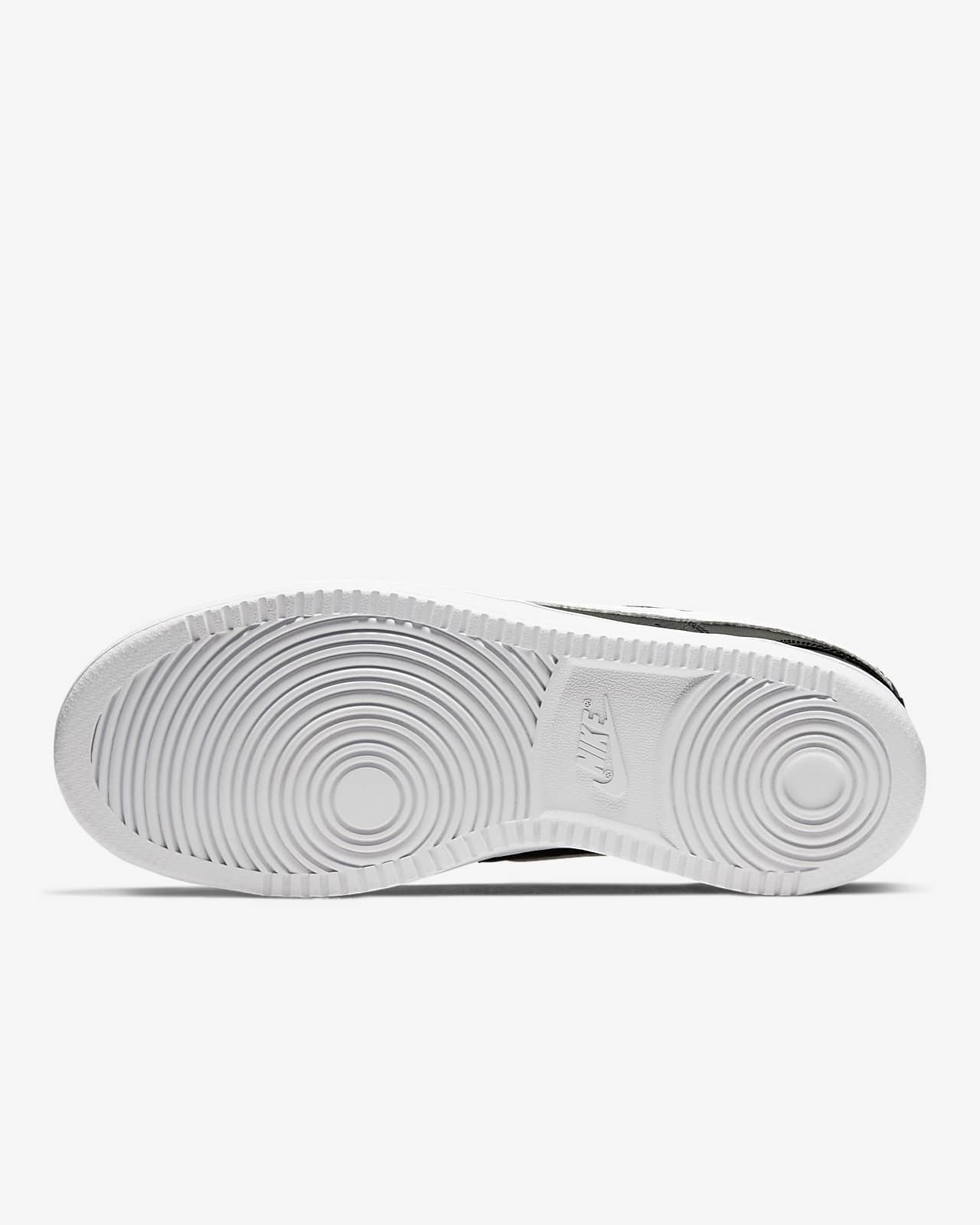 nike shoes with circles on the bottom