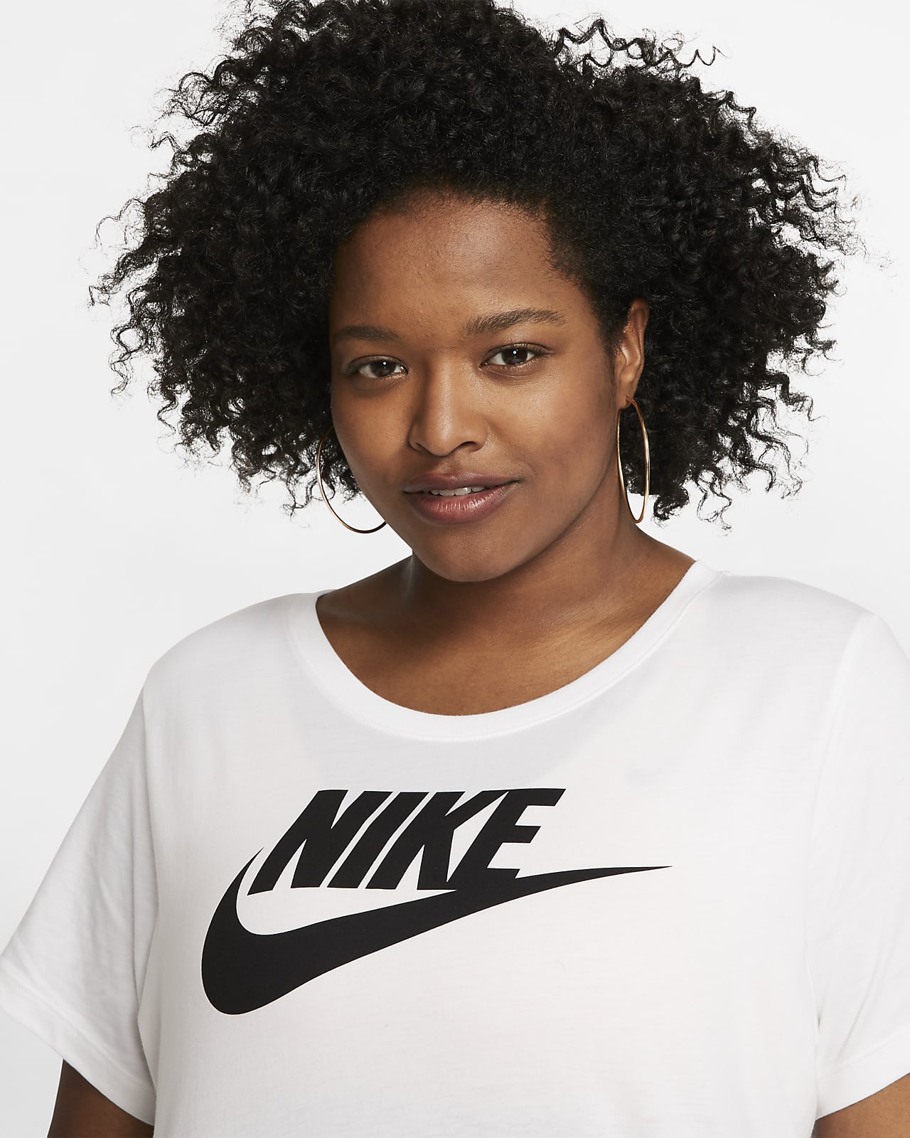 Nike公式 ナイキ スポーツウェア エッセンシャル ウィメンズ Tシャツ プラスサイズ オンラインストア 通販サイト