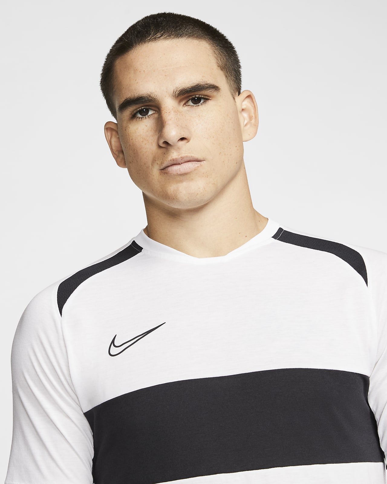 Nike Dri-FIT Academy Men's Short-Sleeve 