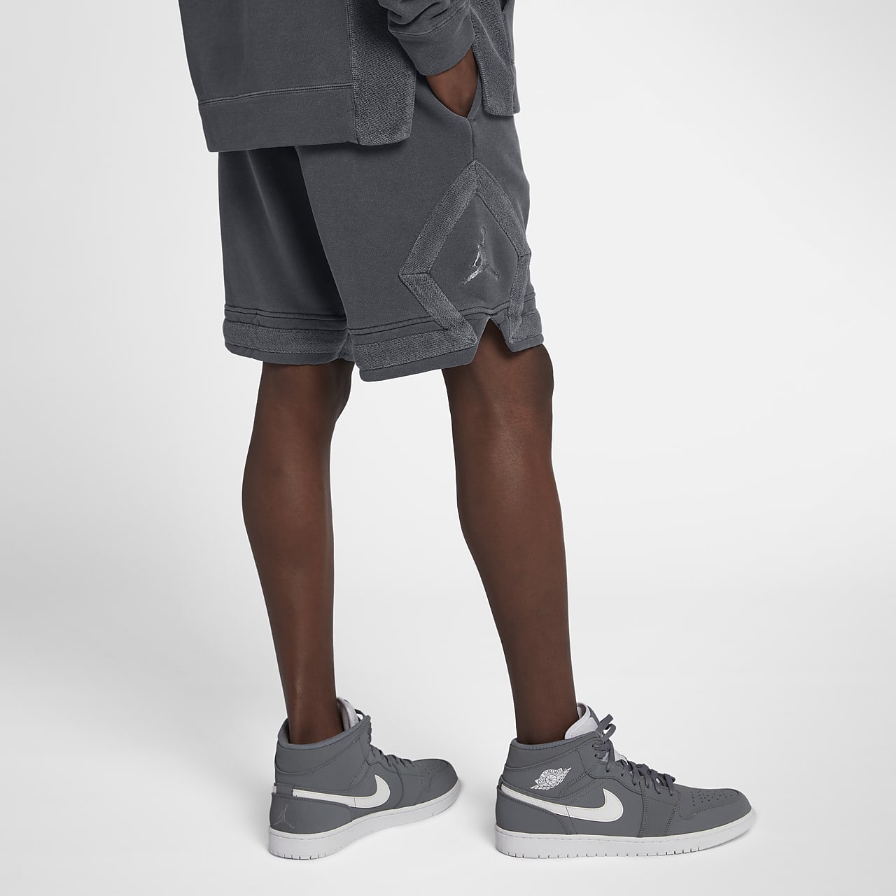 jordan fleece shorts grey