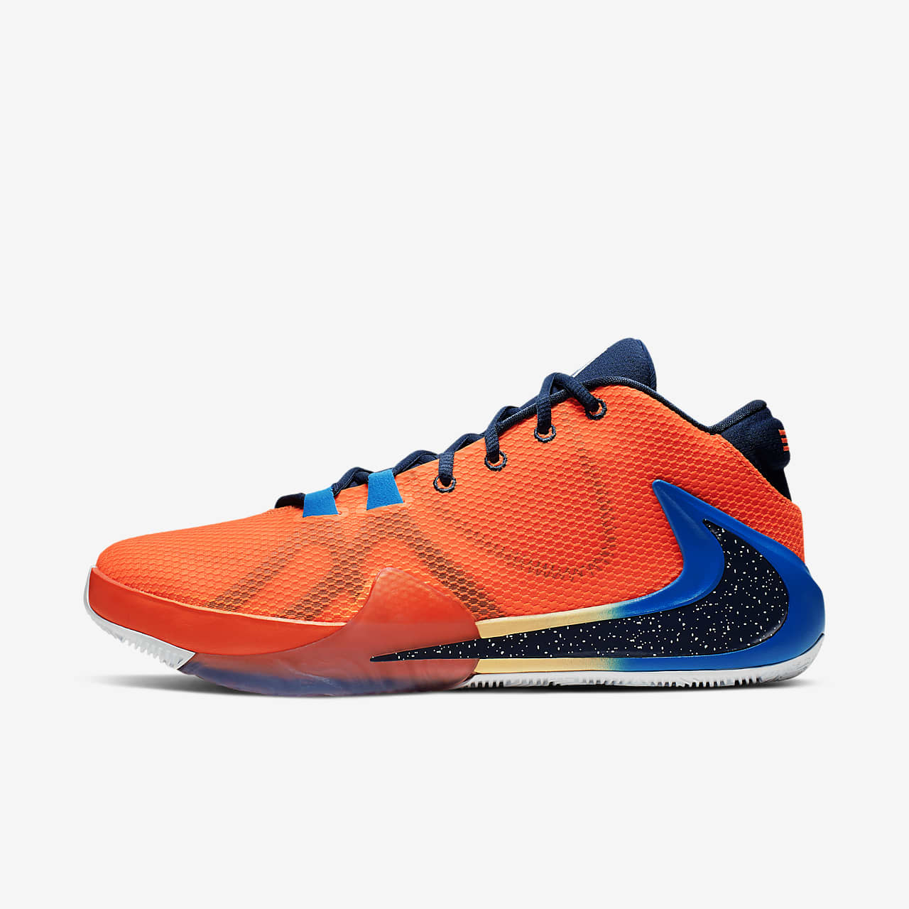 Zoom Freak 1 Basketball Shoe. Nike IN