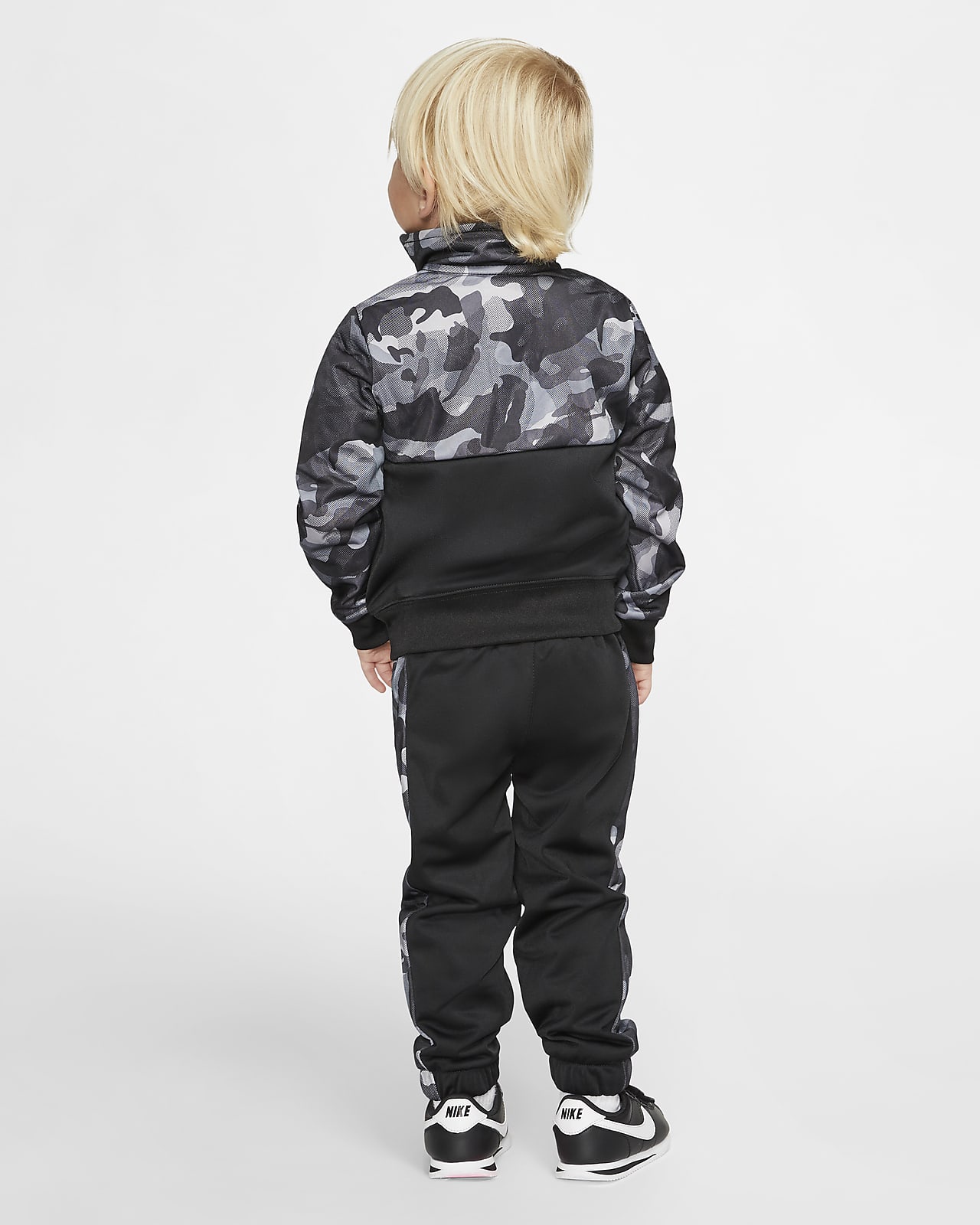 cargo tracksuit nike