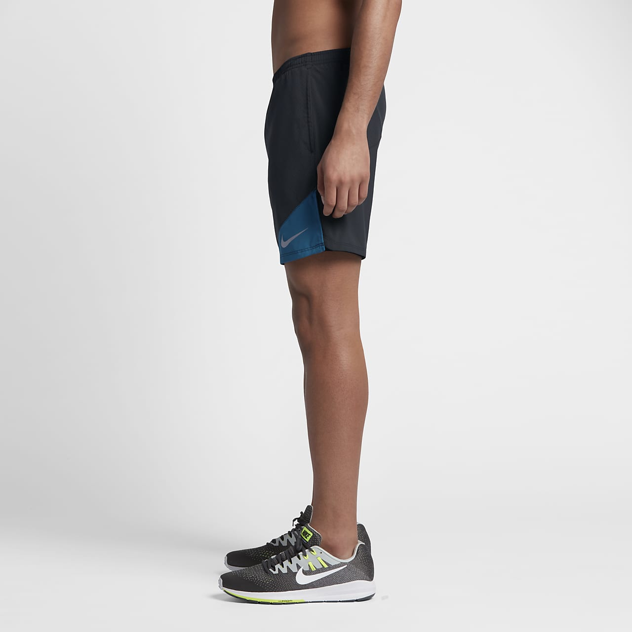 Distance 2-in-1 Men's 7" (18cm approx.) Running Shorts. Nike IN