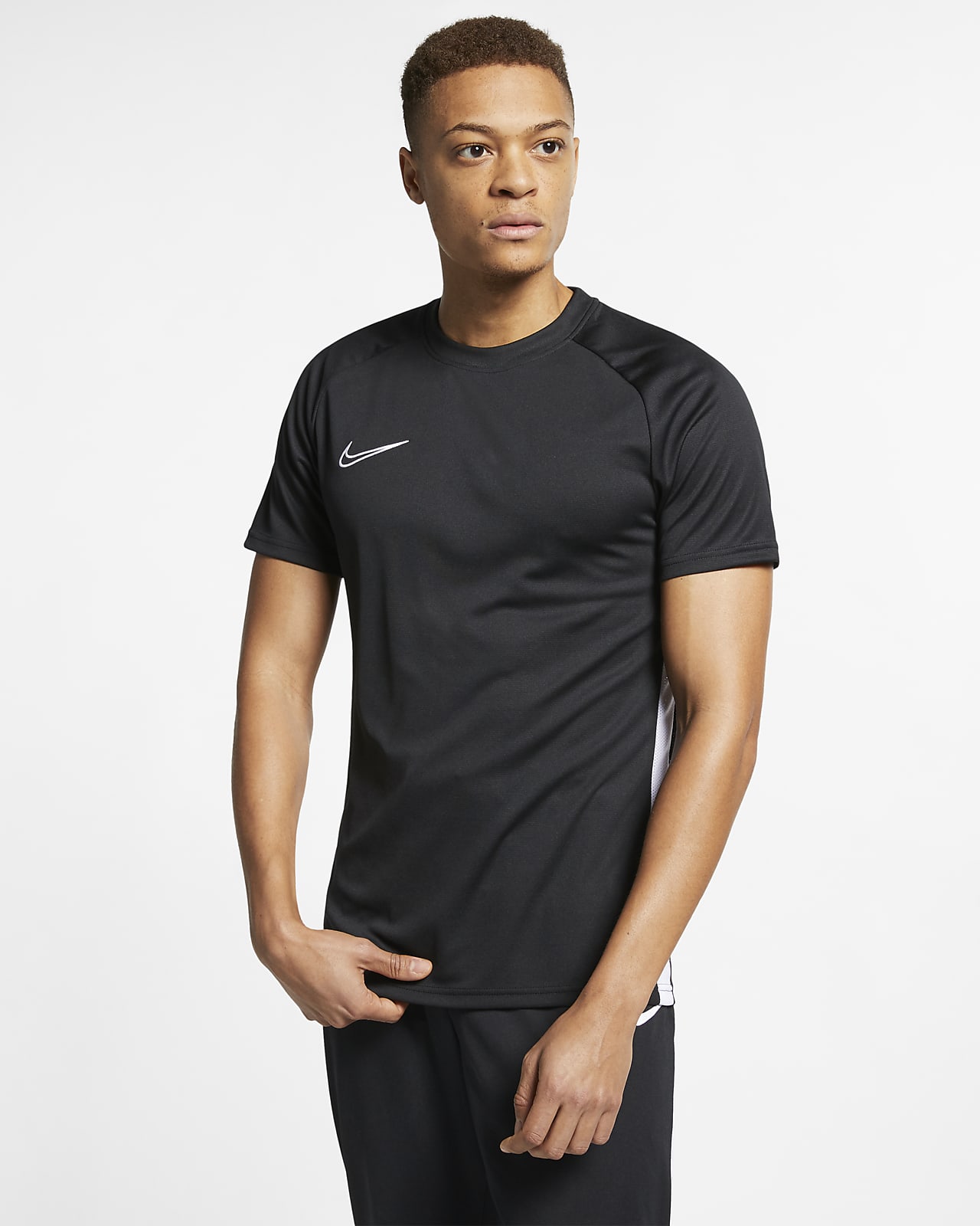 Nike公式 ナイキ Dri Fit アカデミー メンズ ショートスリーブ サッカートップ オンラインストア 通販サイト