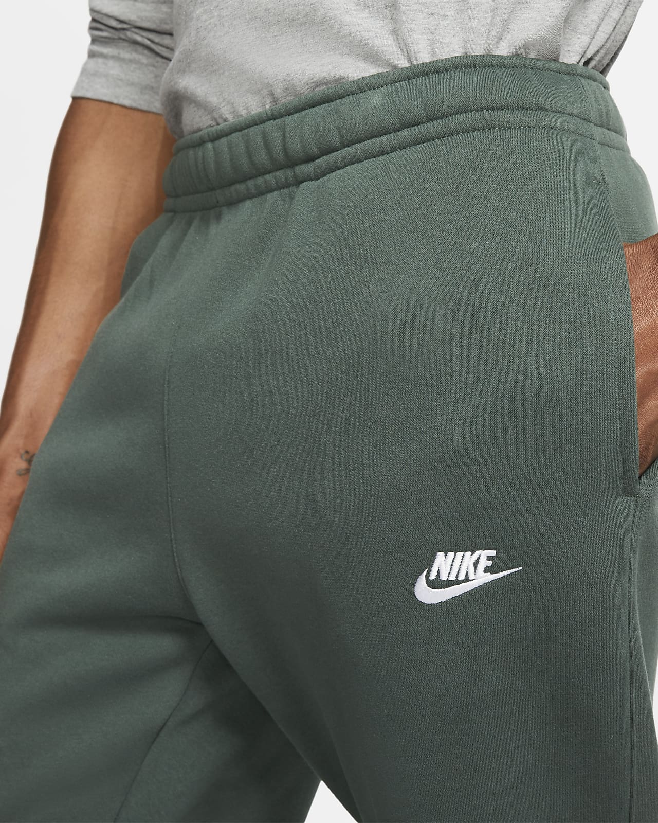 nike club fleece joggers