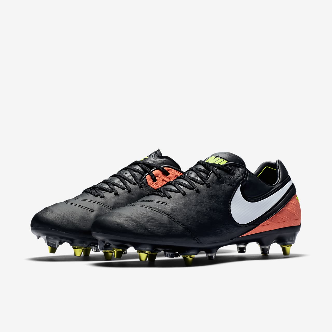 buty piłkarskie nike tiempo