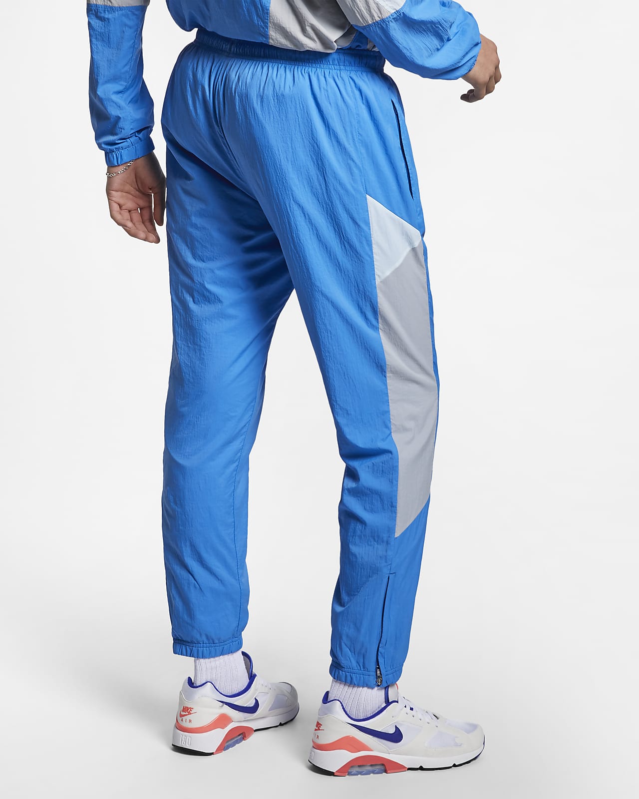nike sportswear woven trousers