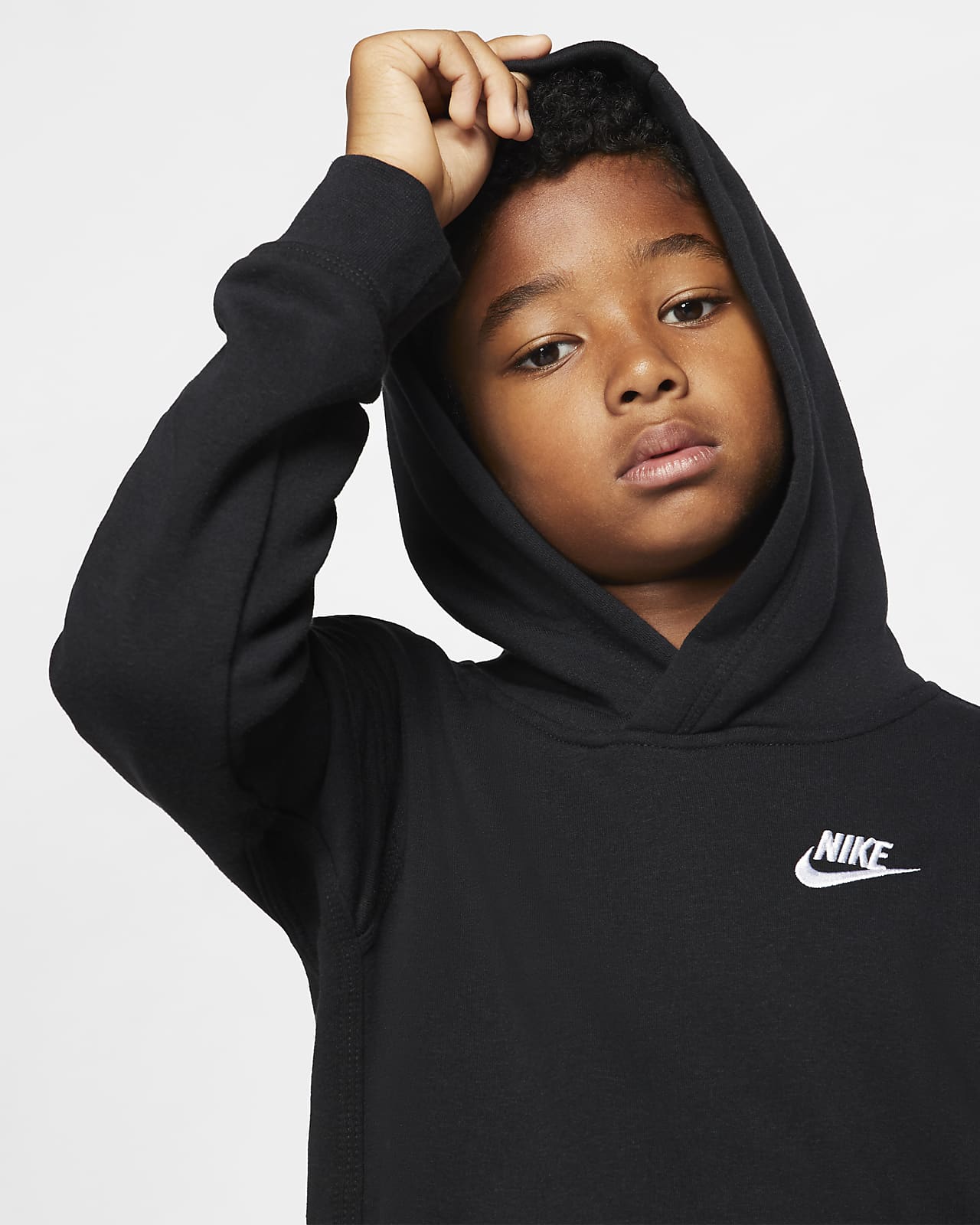 Nike Sportswear Club Older Kids' Pullover Hoodie. Nike AE