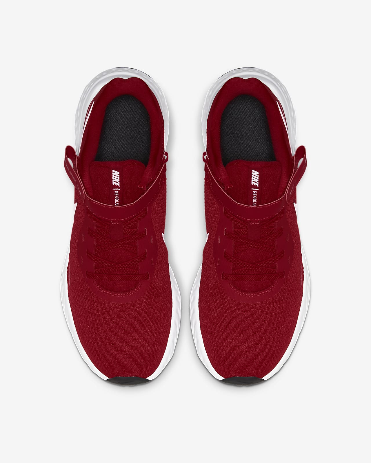 nike revolu