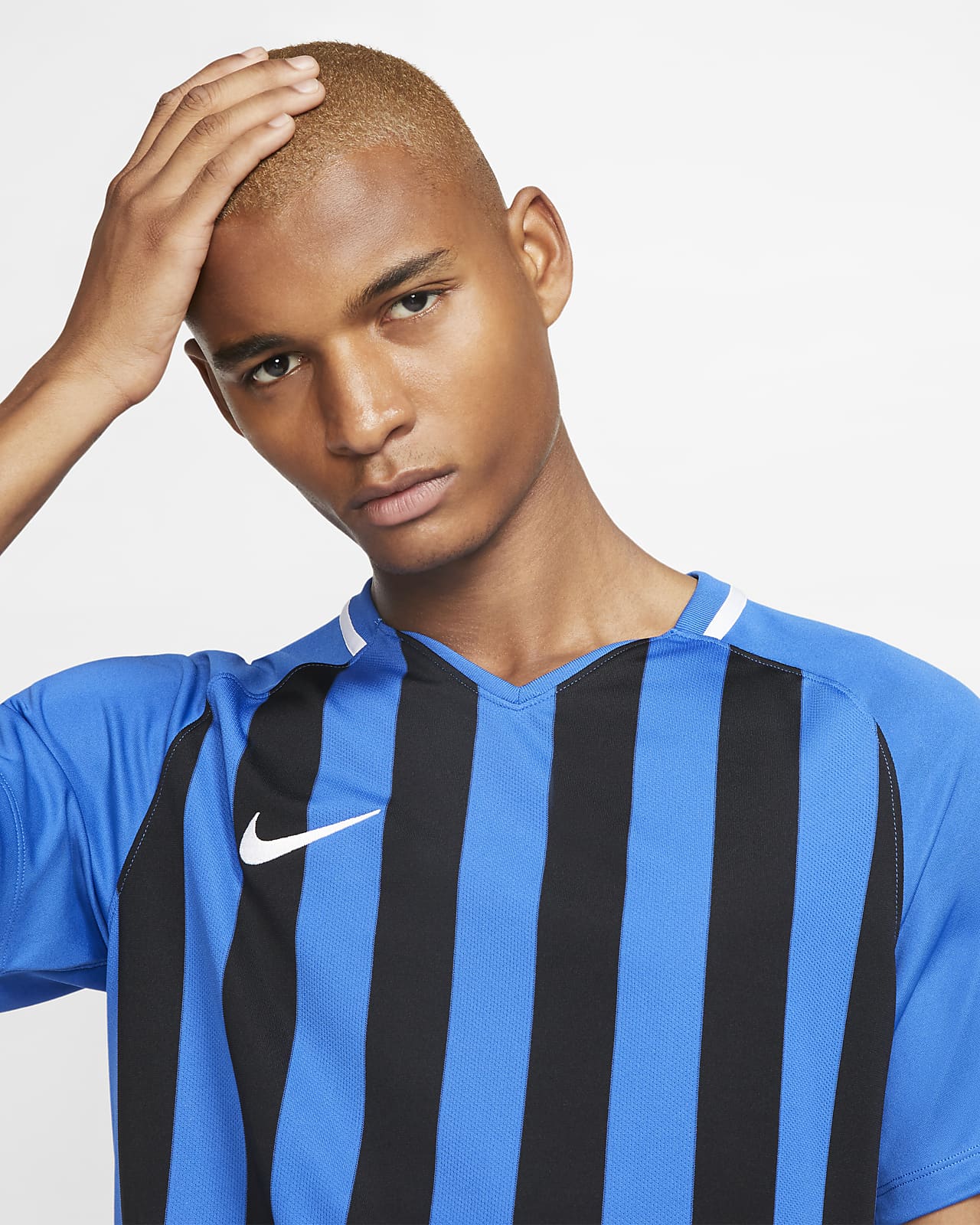 blue nike soccer jersey