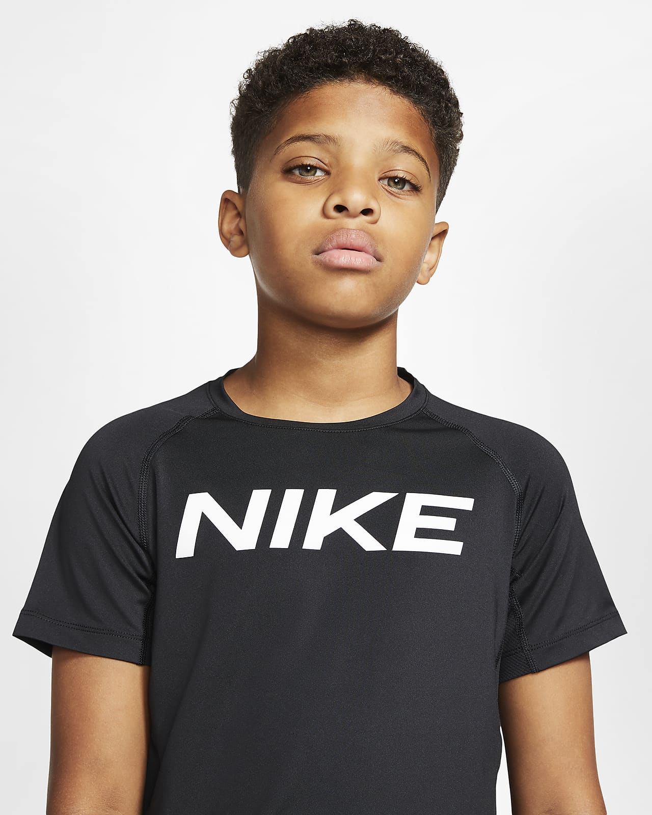 Nike Pro kortermet treningsoverdel til store barn (gutt). Nike NO