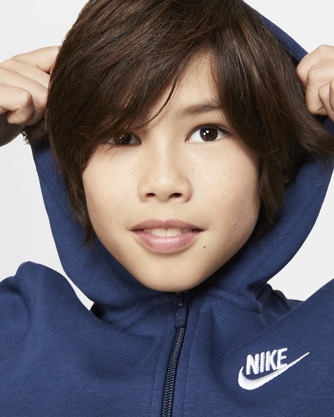 nike older boys tracksuit