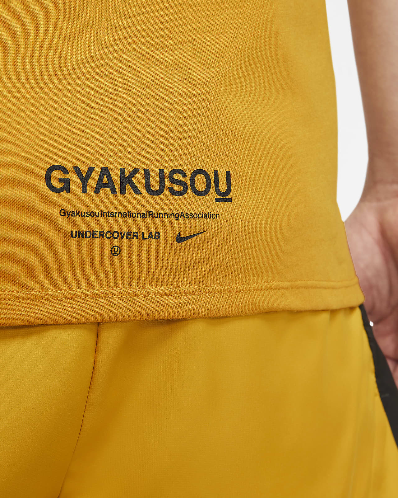 NIKE公式】GYAKUSOU メンズ Tシャツ.オンラインストア (通販サイト)