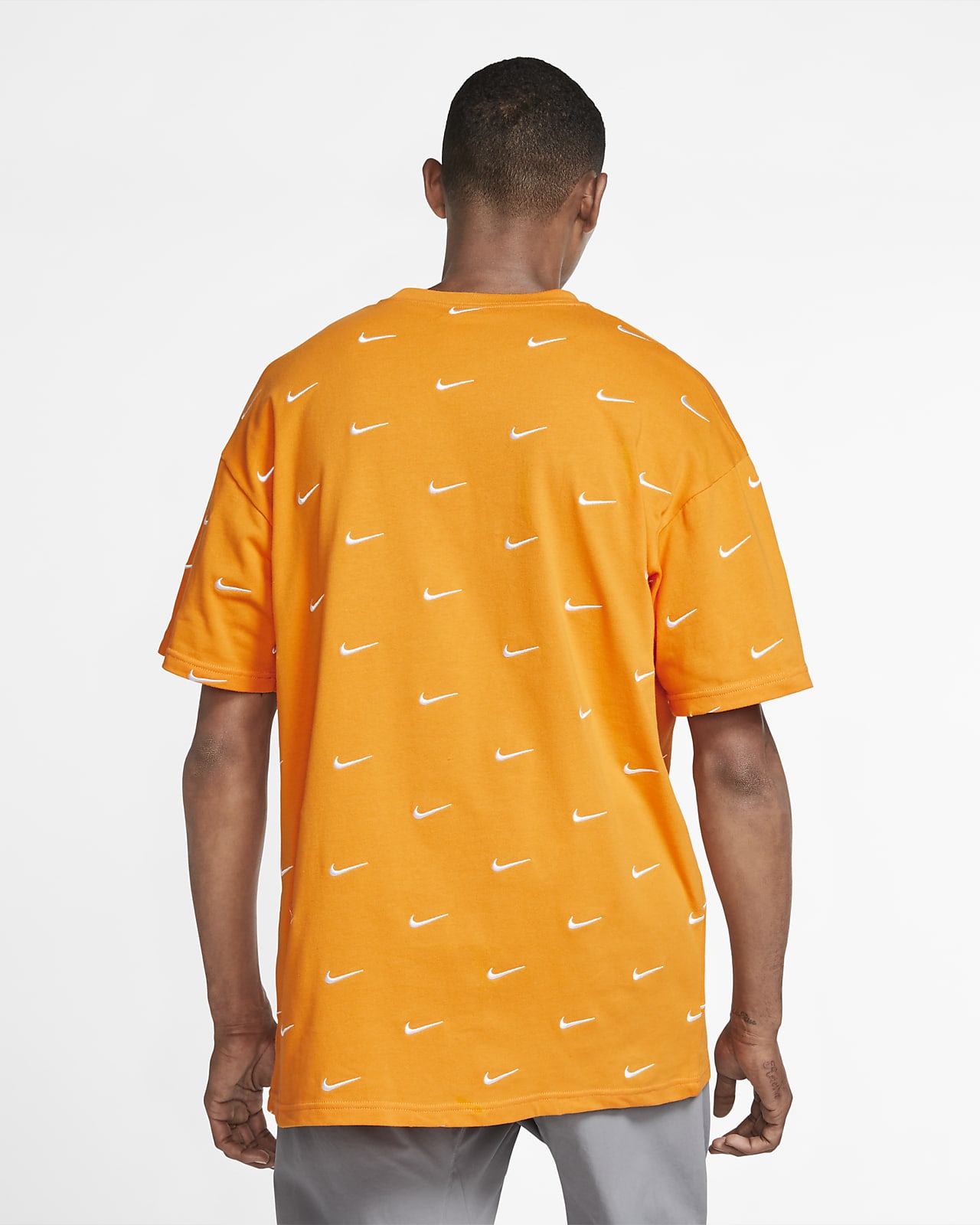 the nike tee swoosh