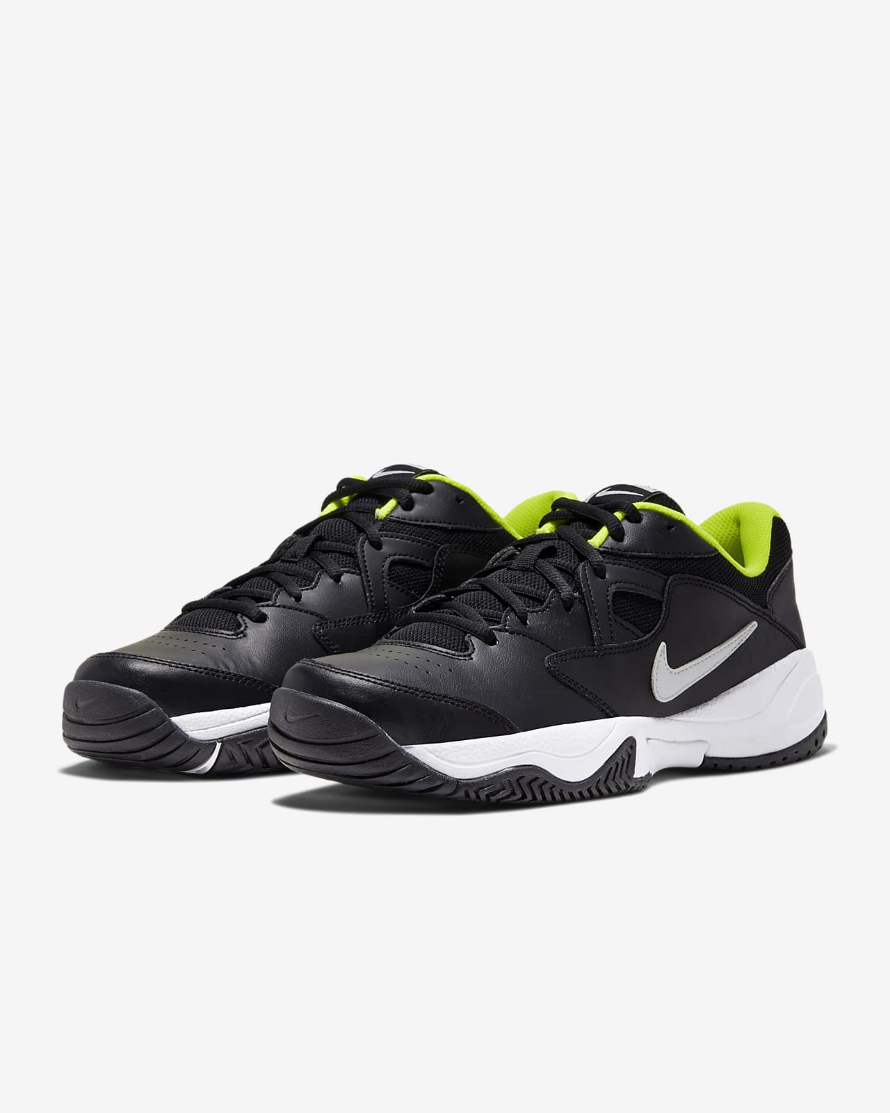 Hard Court Tennis Shoe. Nike AE