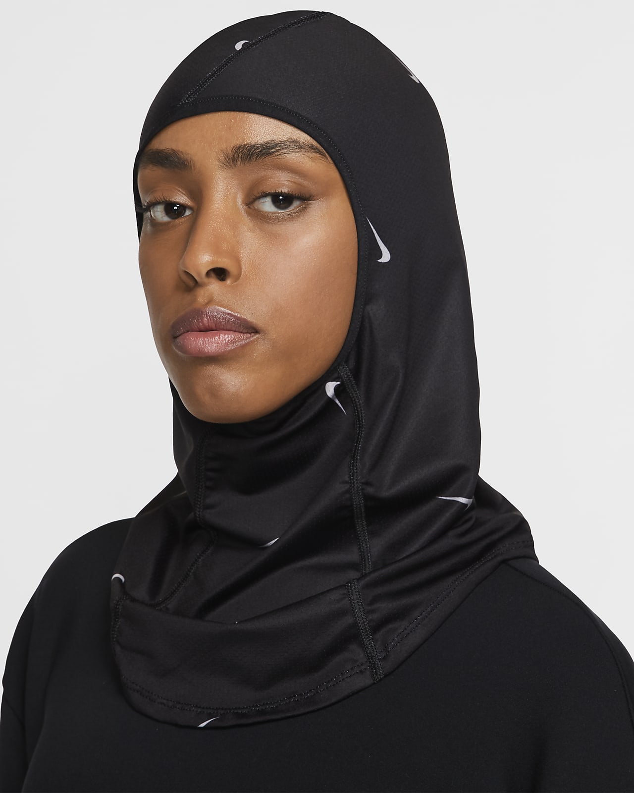 Nike Pro Hijab mit Print. Nike DE