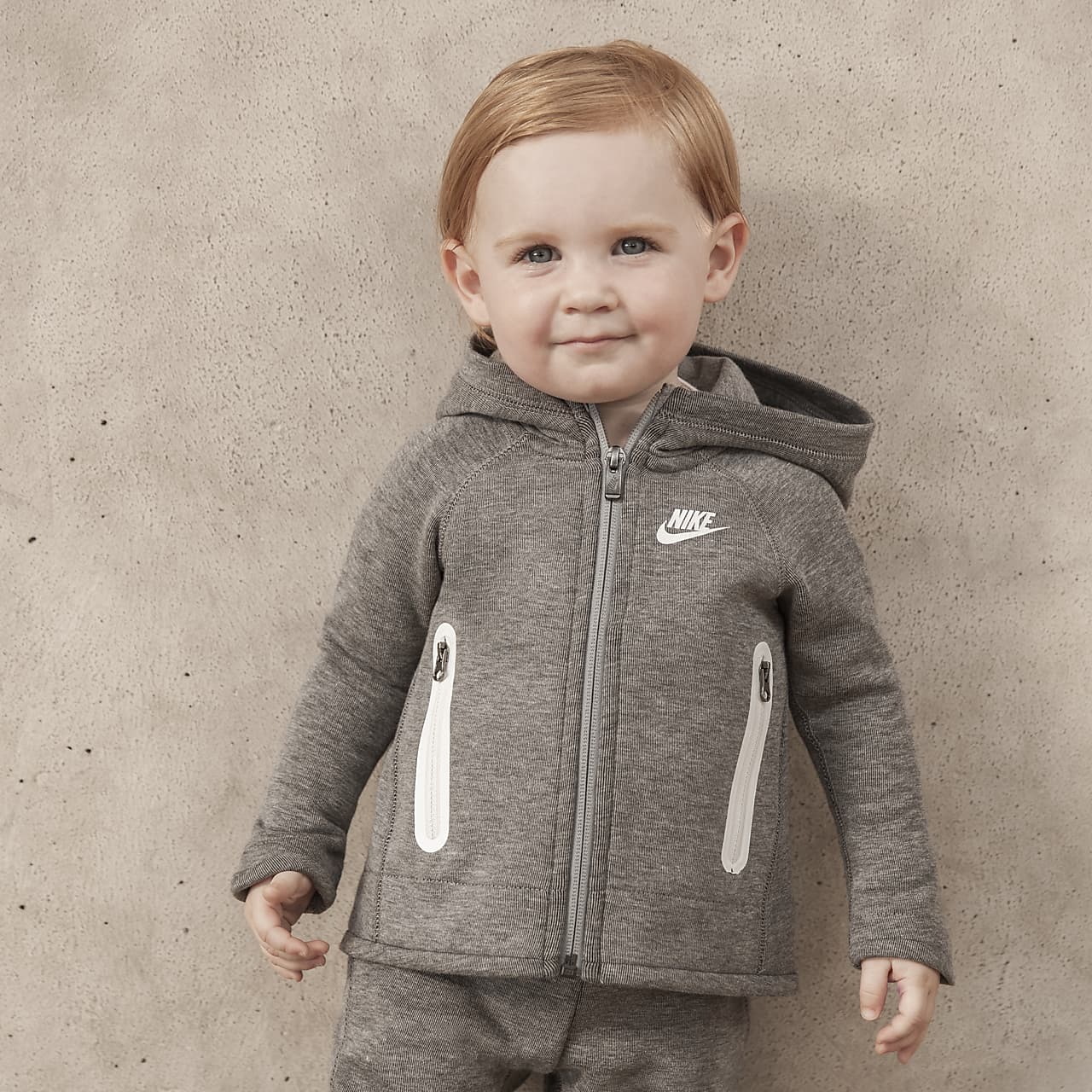 Secretaris scheuren Kliniek Nike Sportswear Tech Fleece Baby (12-24M) Hoodie and Pants Set. Nike.com