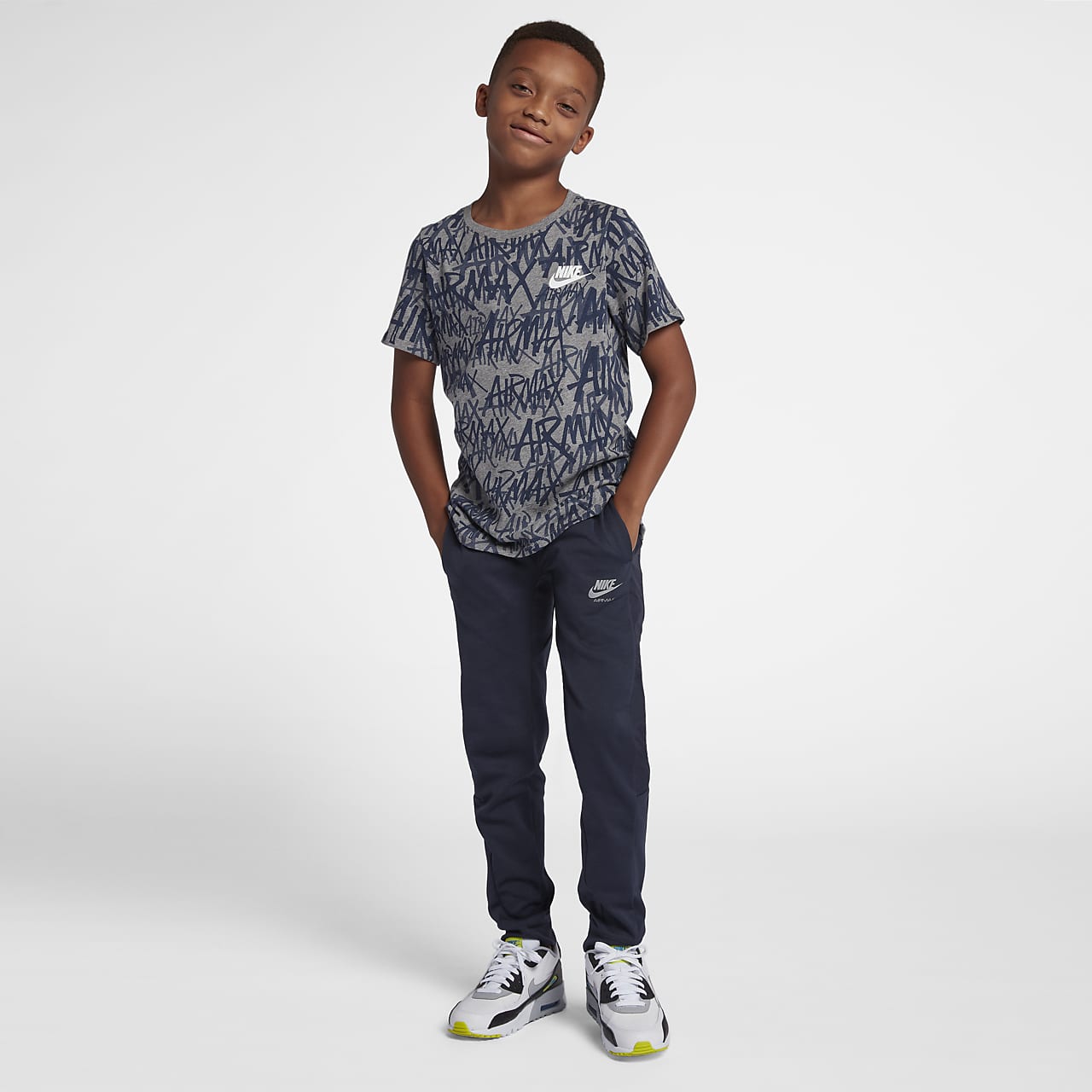Nike Air Max Older Kids' (Boys') Trousers. Nike AE