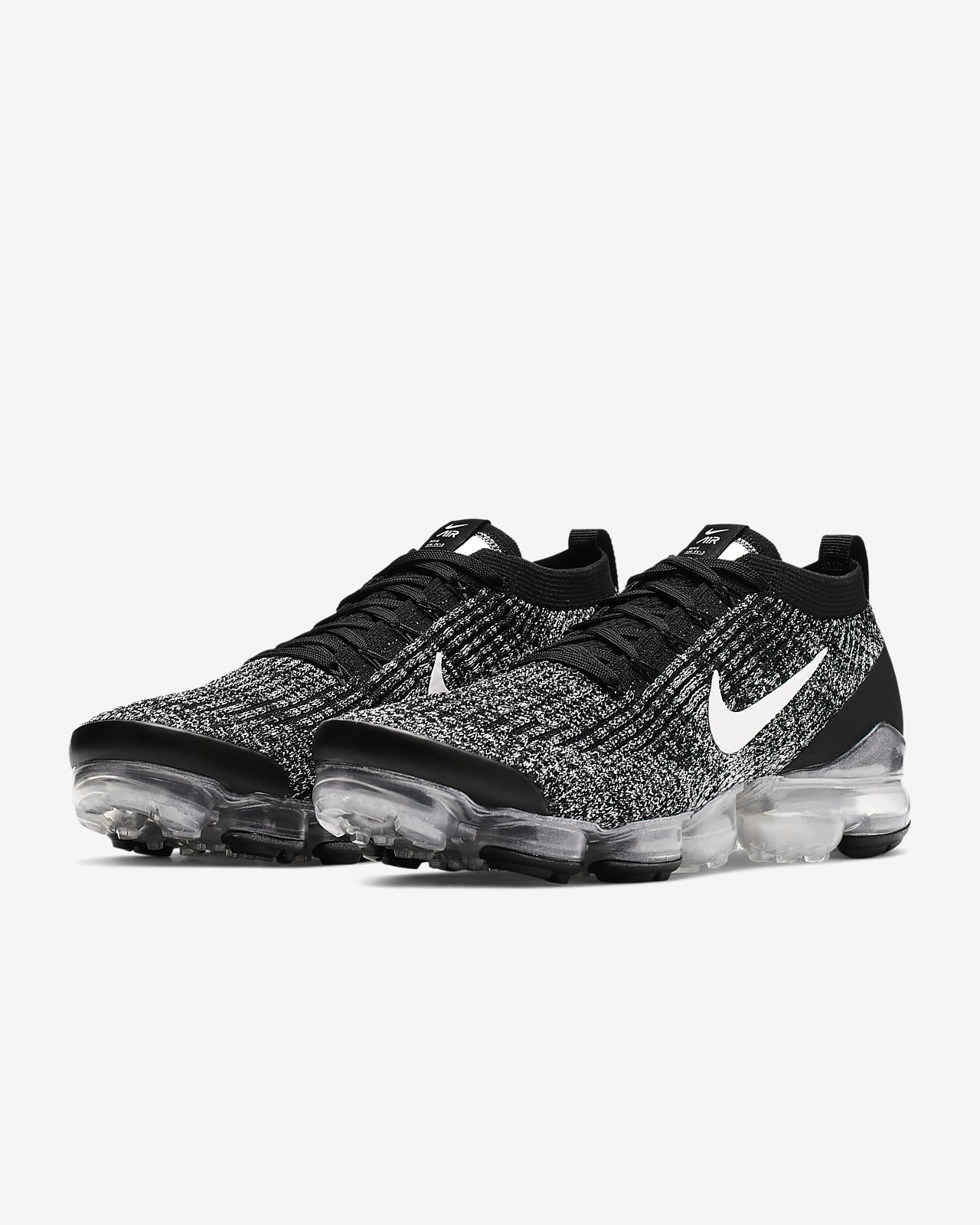 nike running vapormax flyknit trainers in black