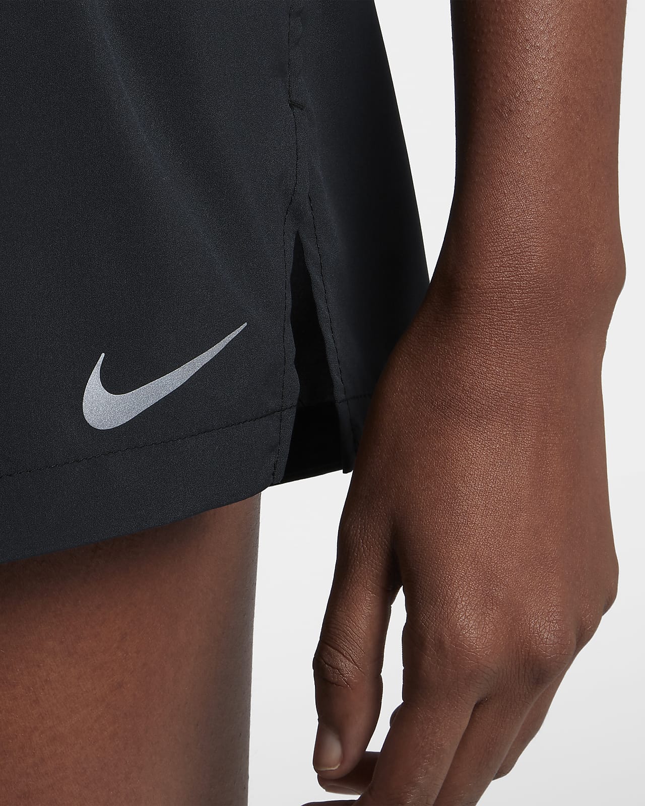 nike women's elevate printed running shorts